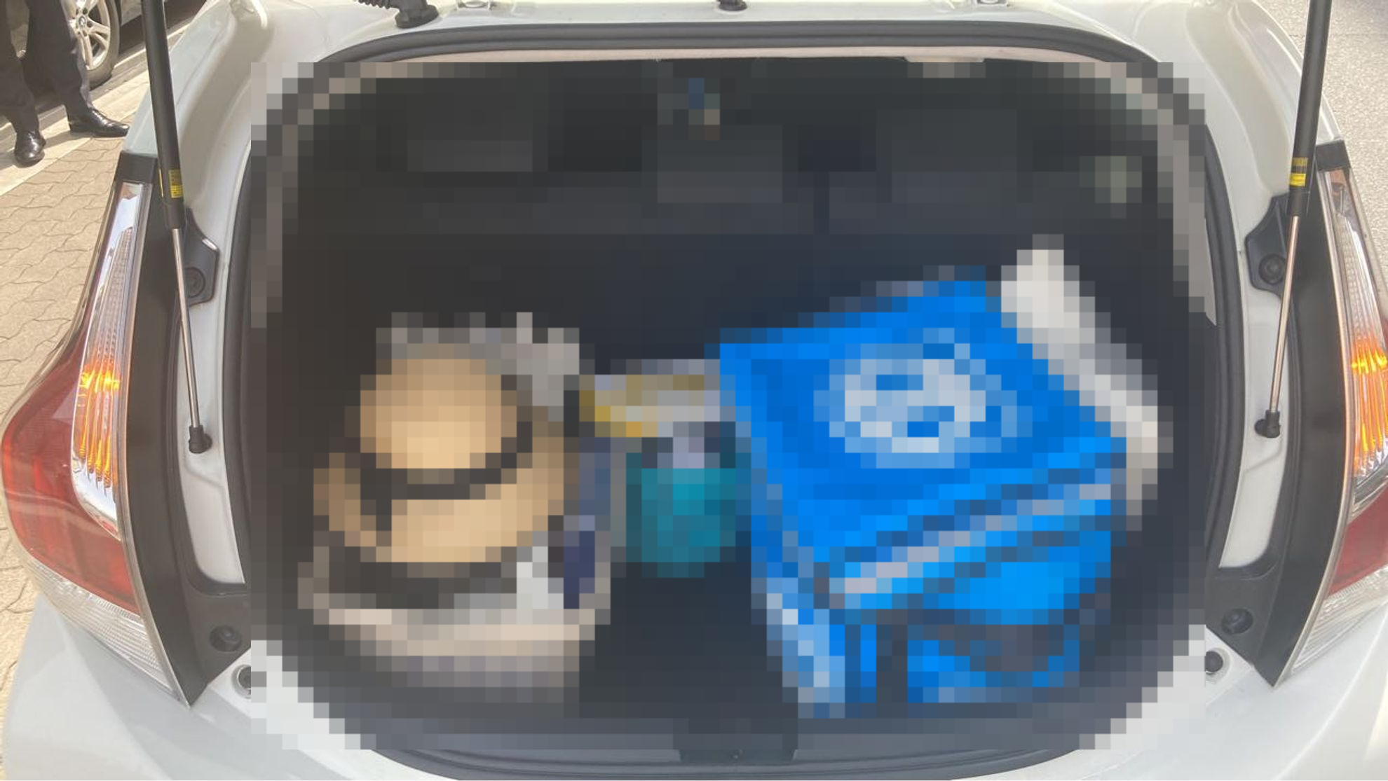 内装トランク