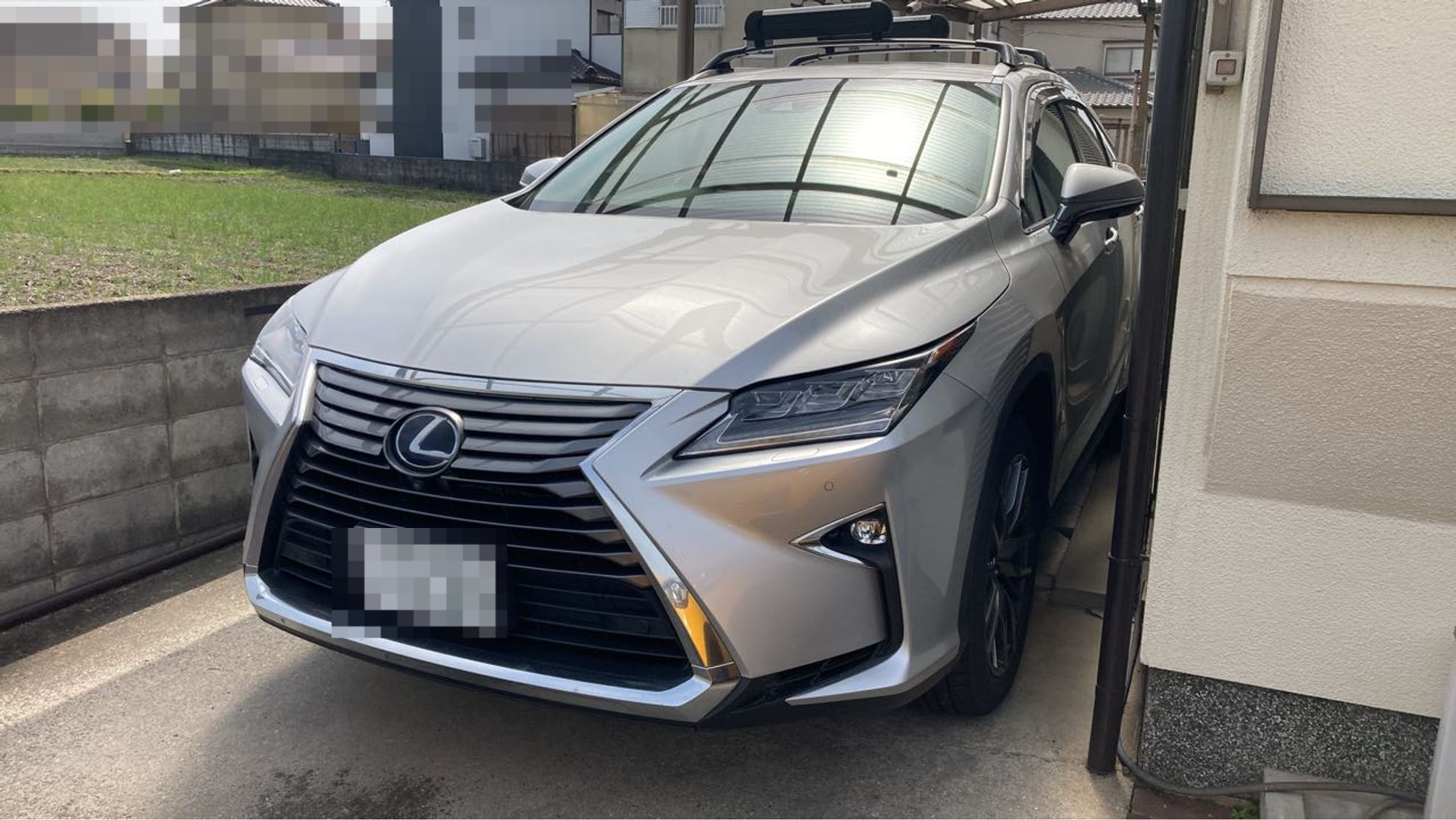 car_main_img
