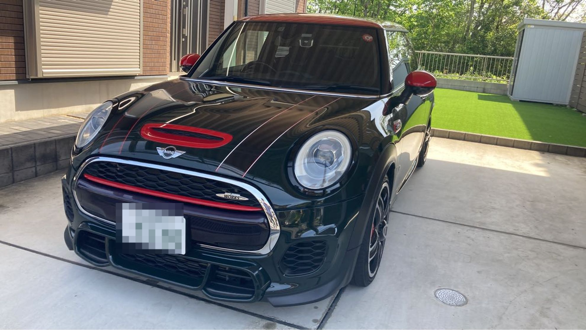 car_main_img
