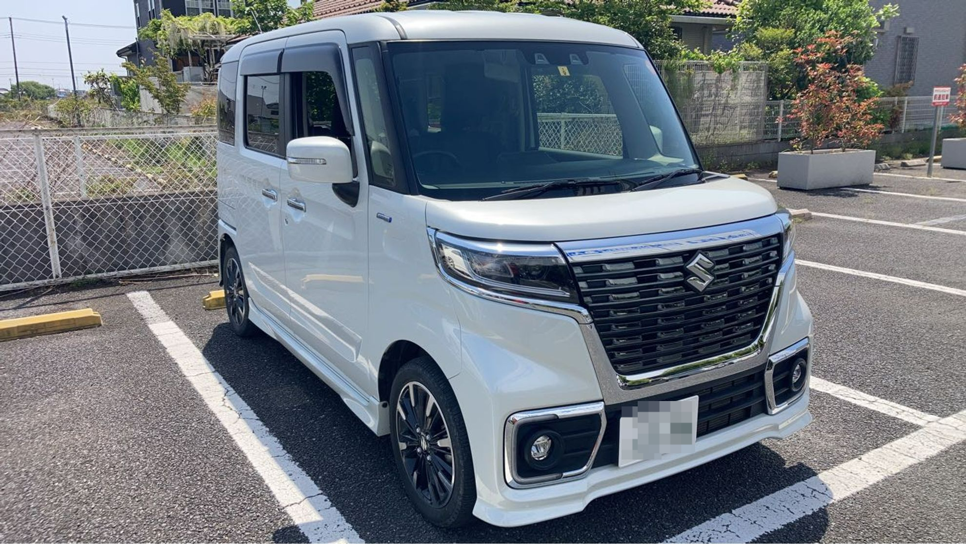 外装右前