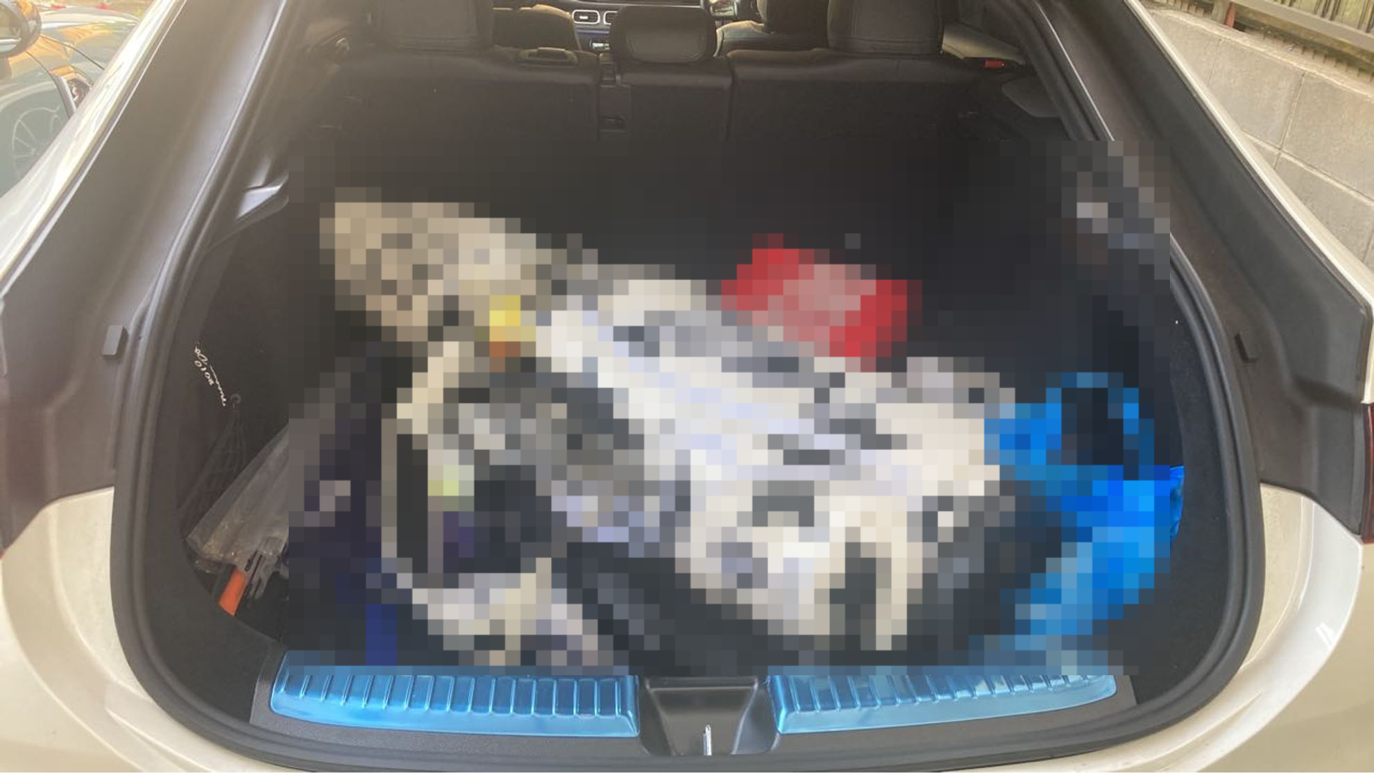 内装トランク