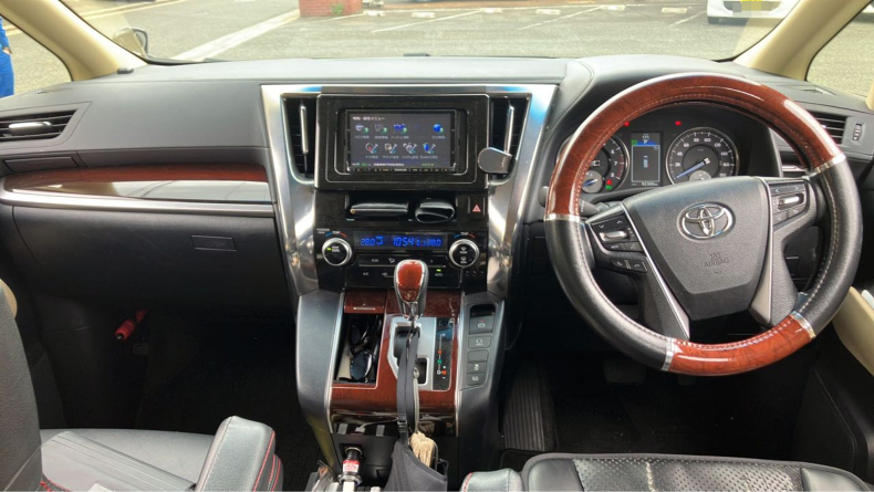 内装インパネ全体