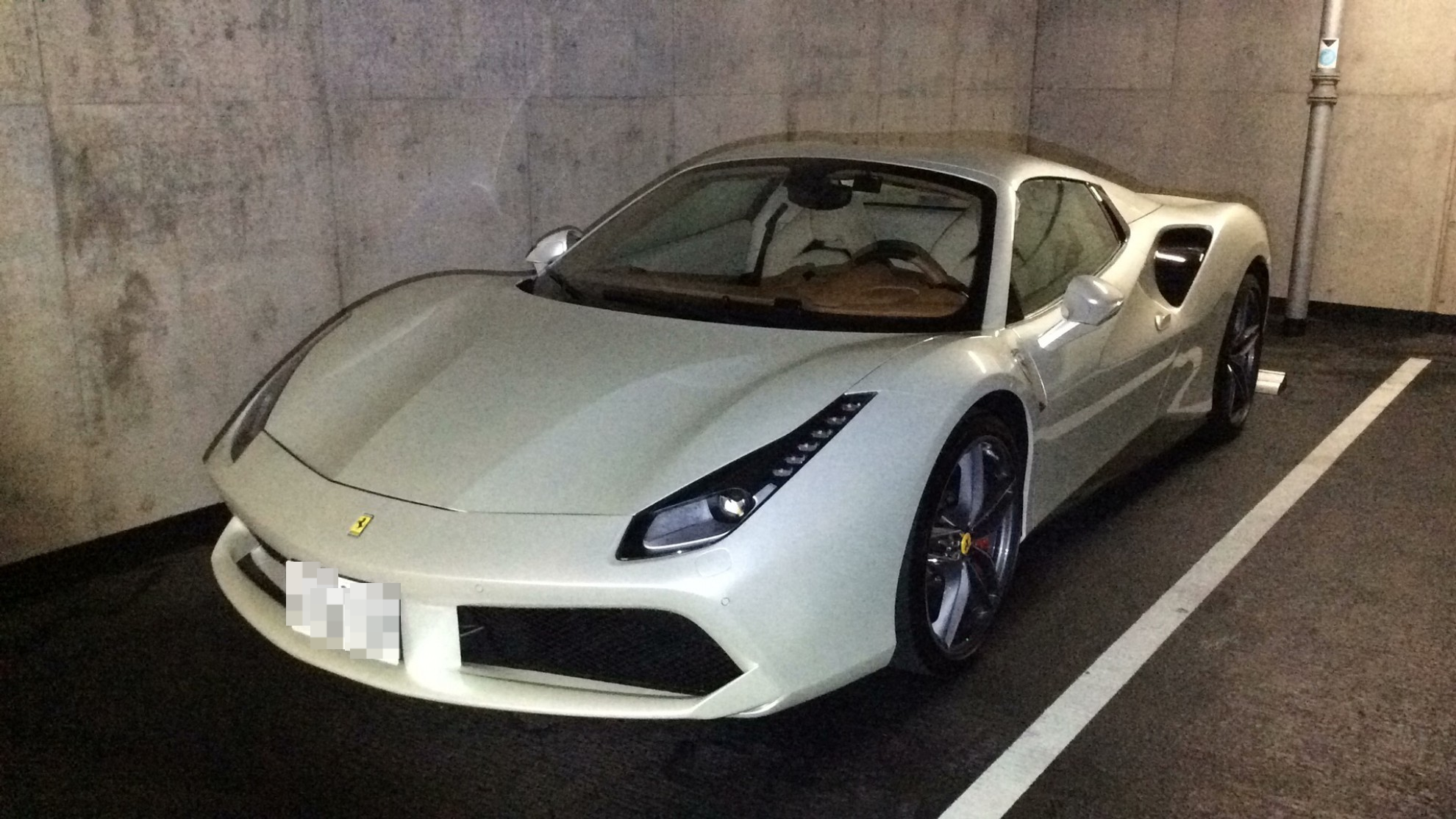 フェラーリ ４８８スパイダーの売買実績画像