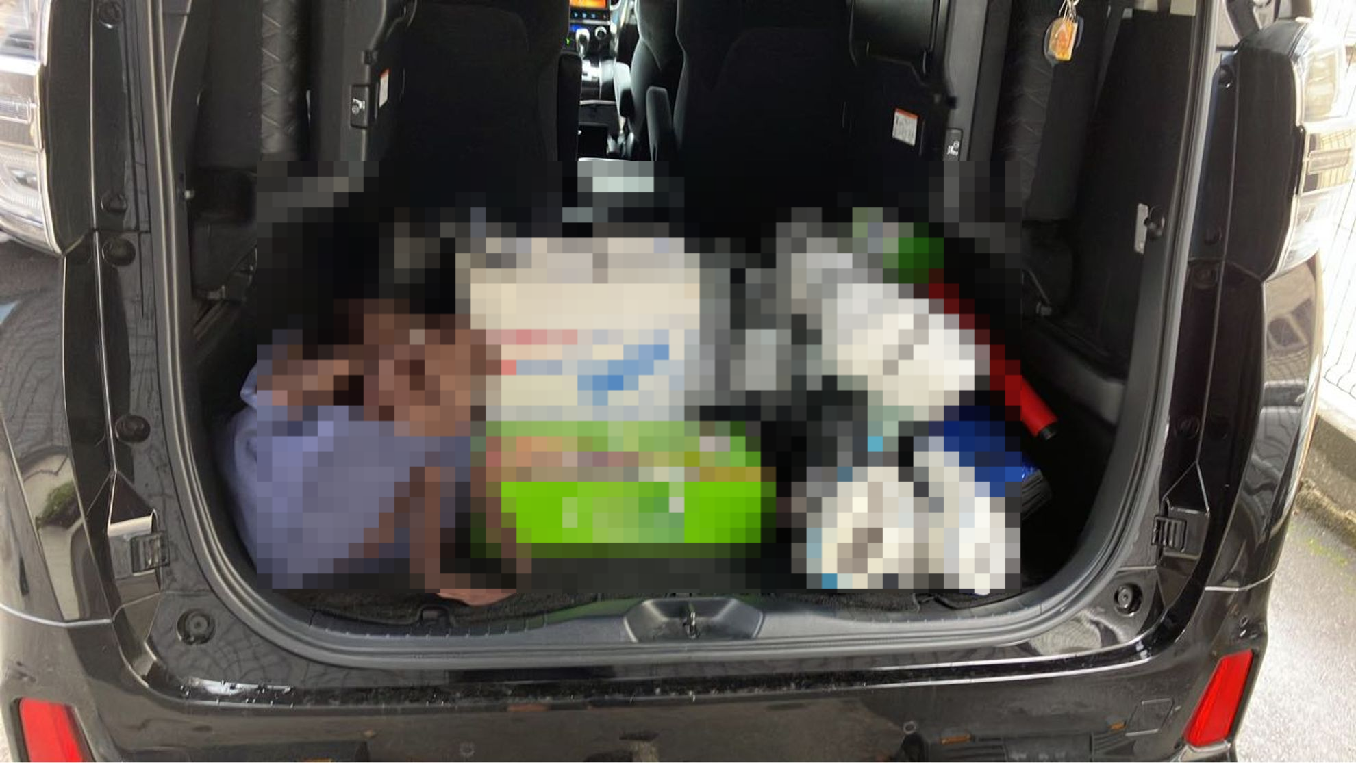 内装トランク