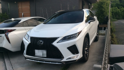 car_main_img