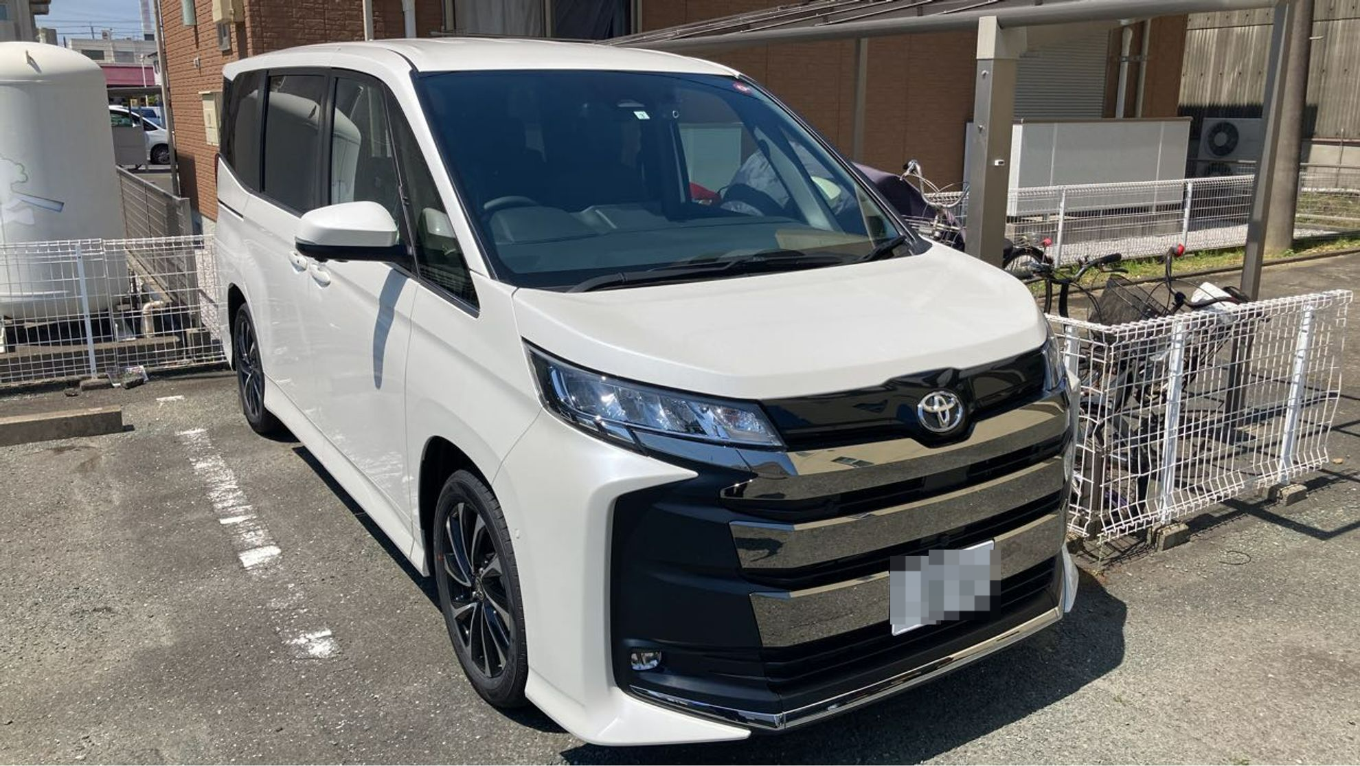 外装右前