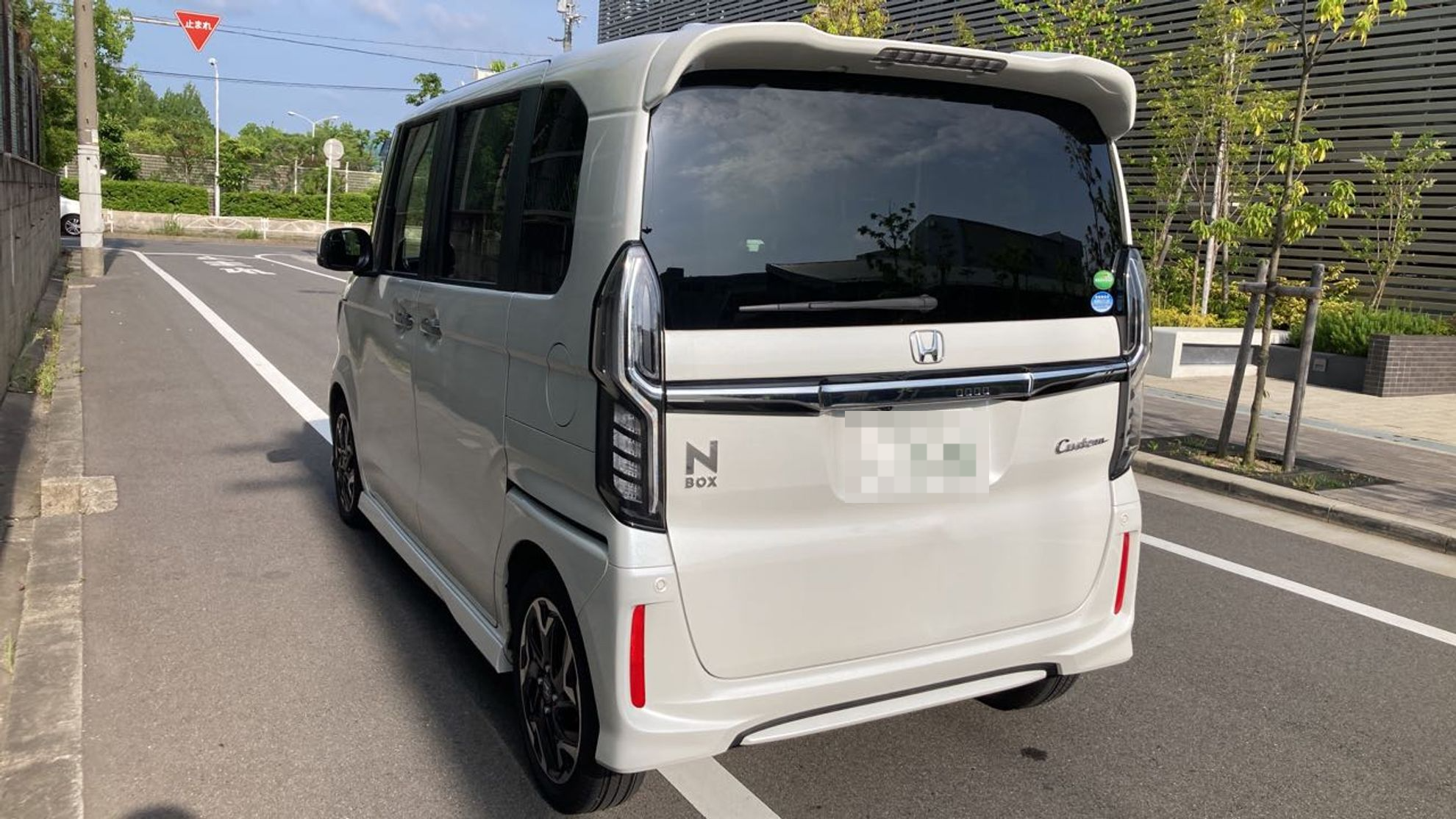外装左後方
