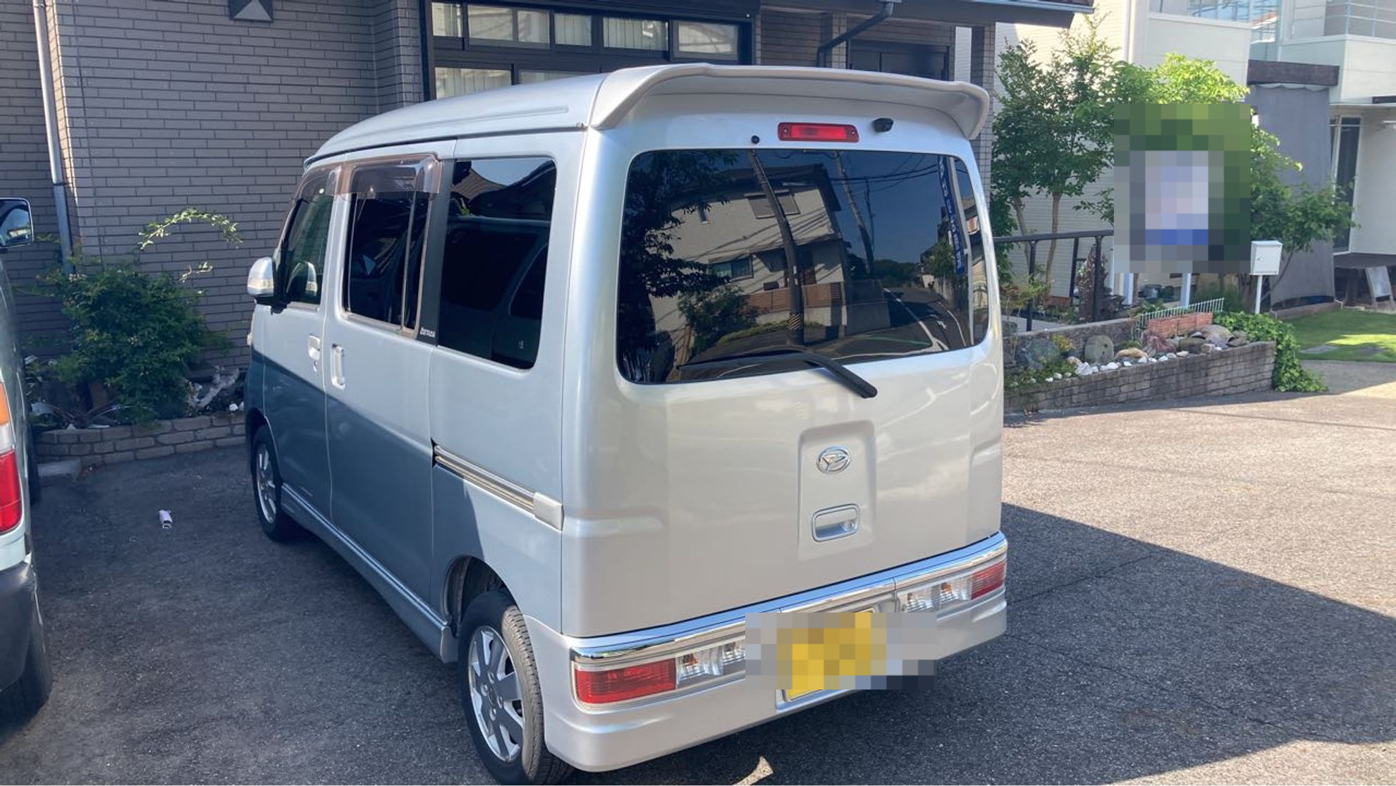 外装左後方