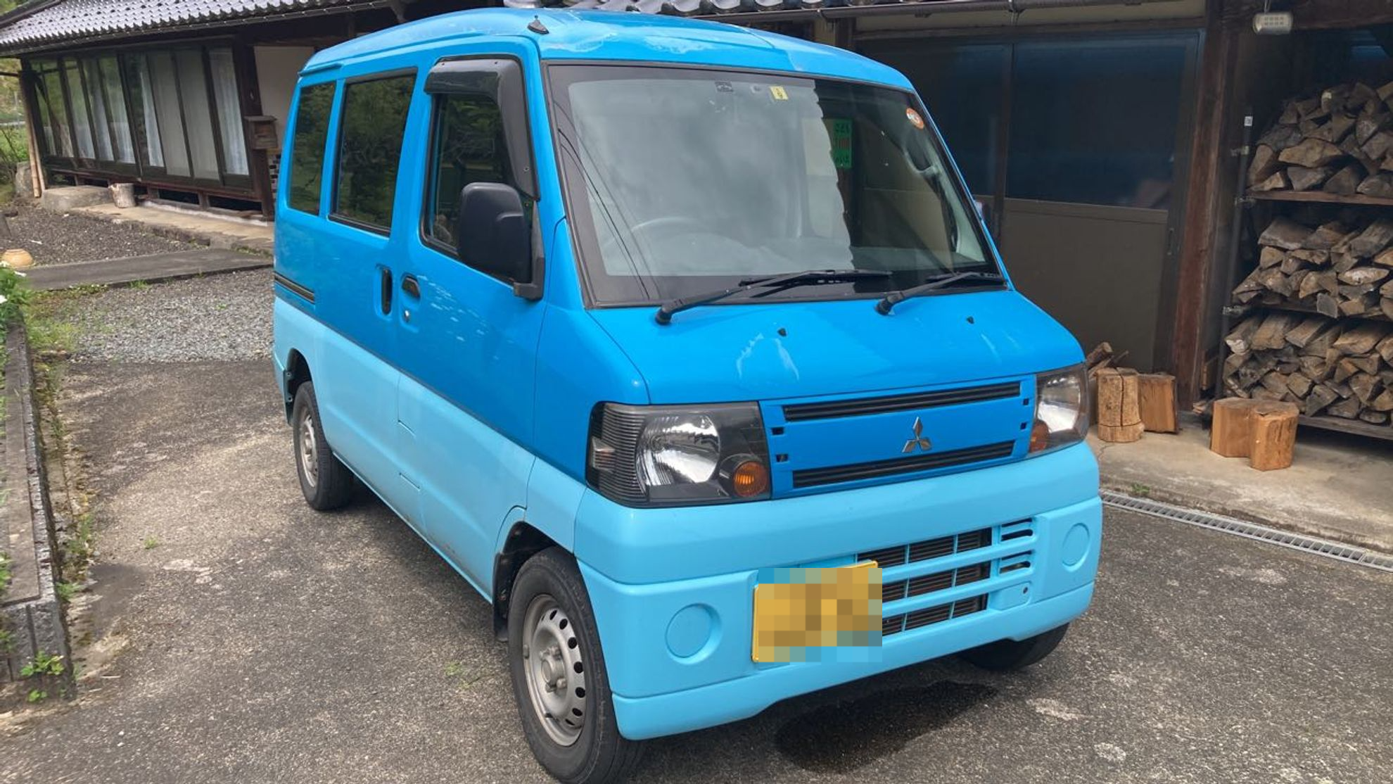 外装右前