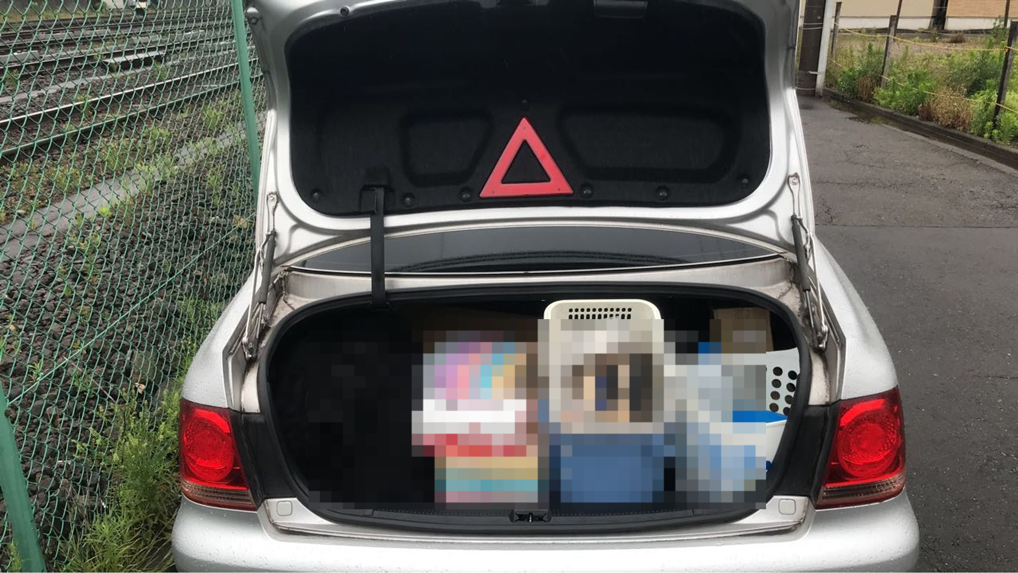 内装トランク