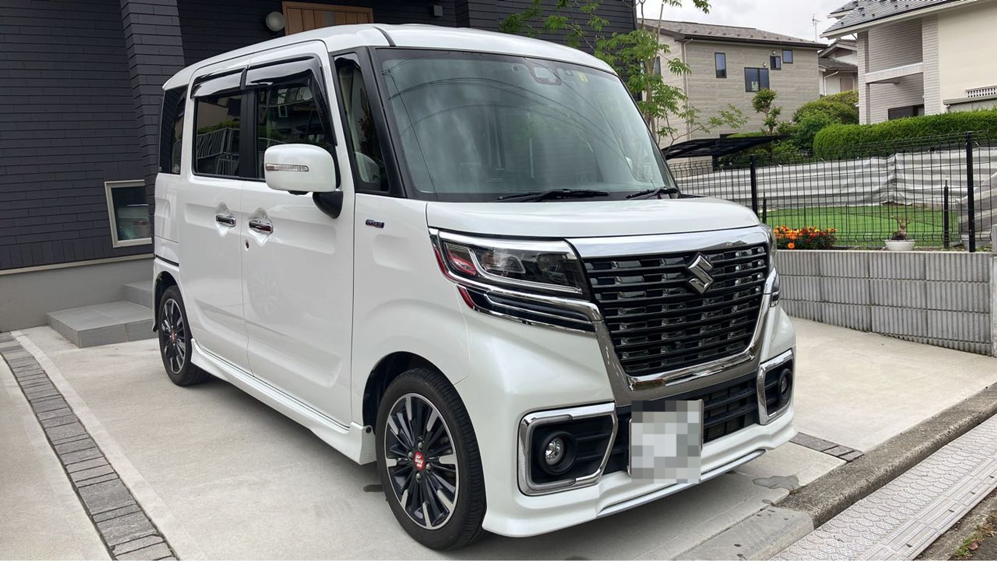 外装右前