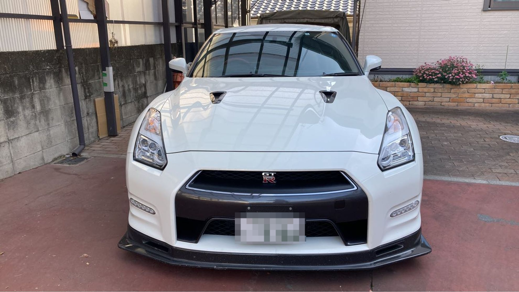 外装前方