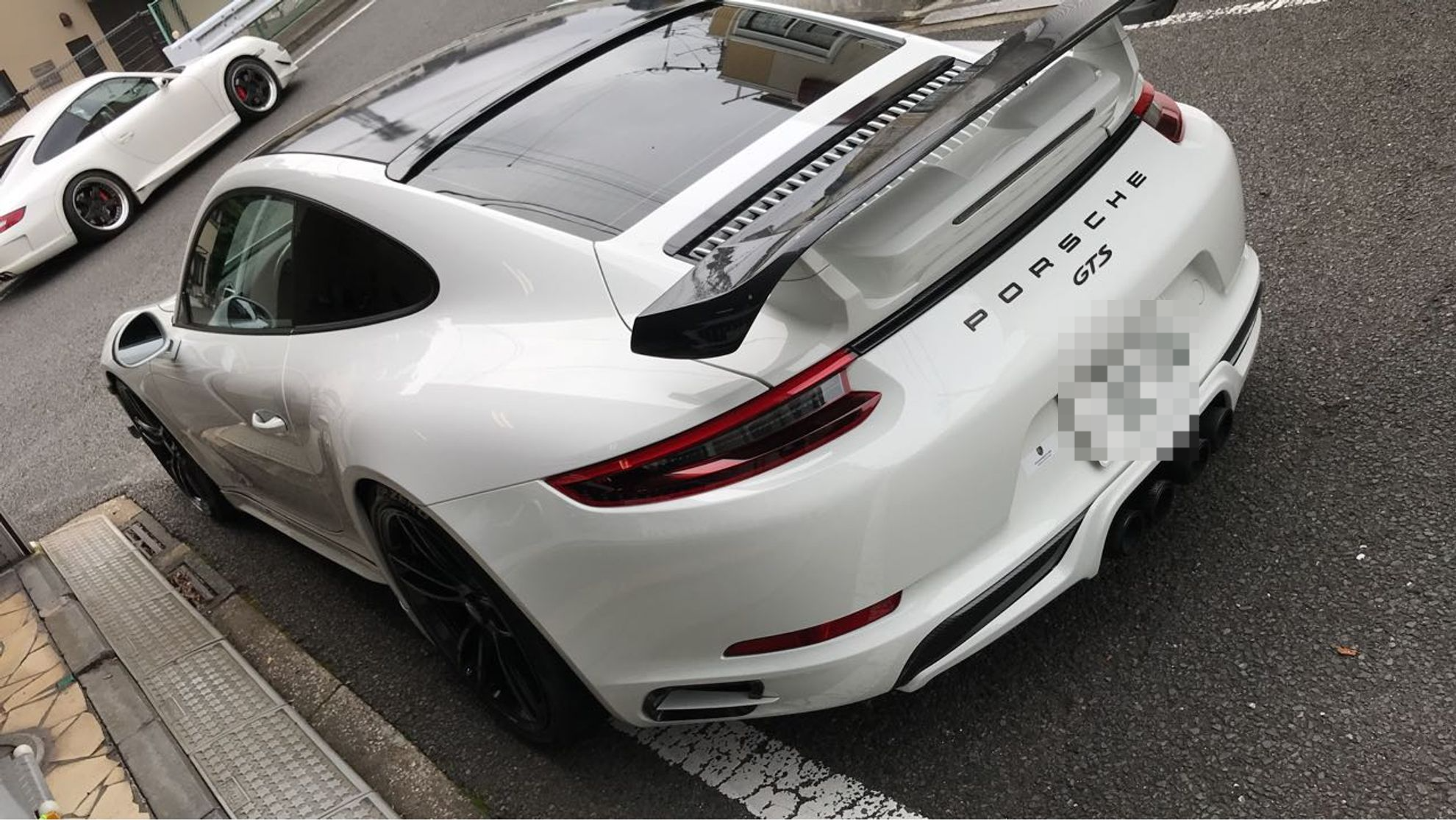 外装左後方