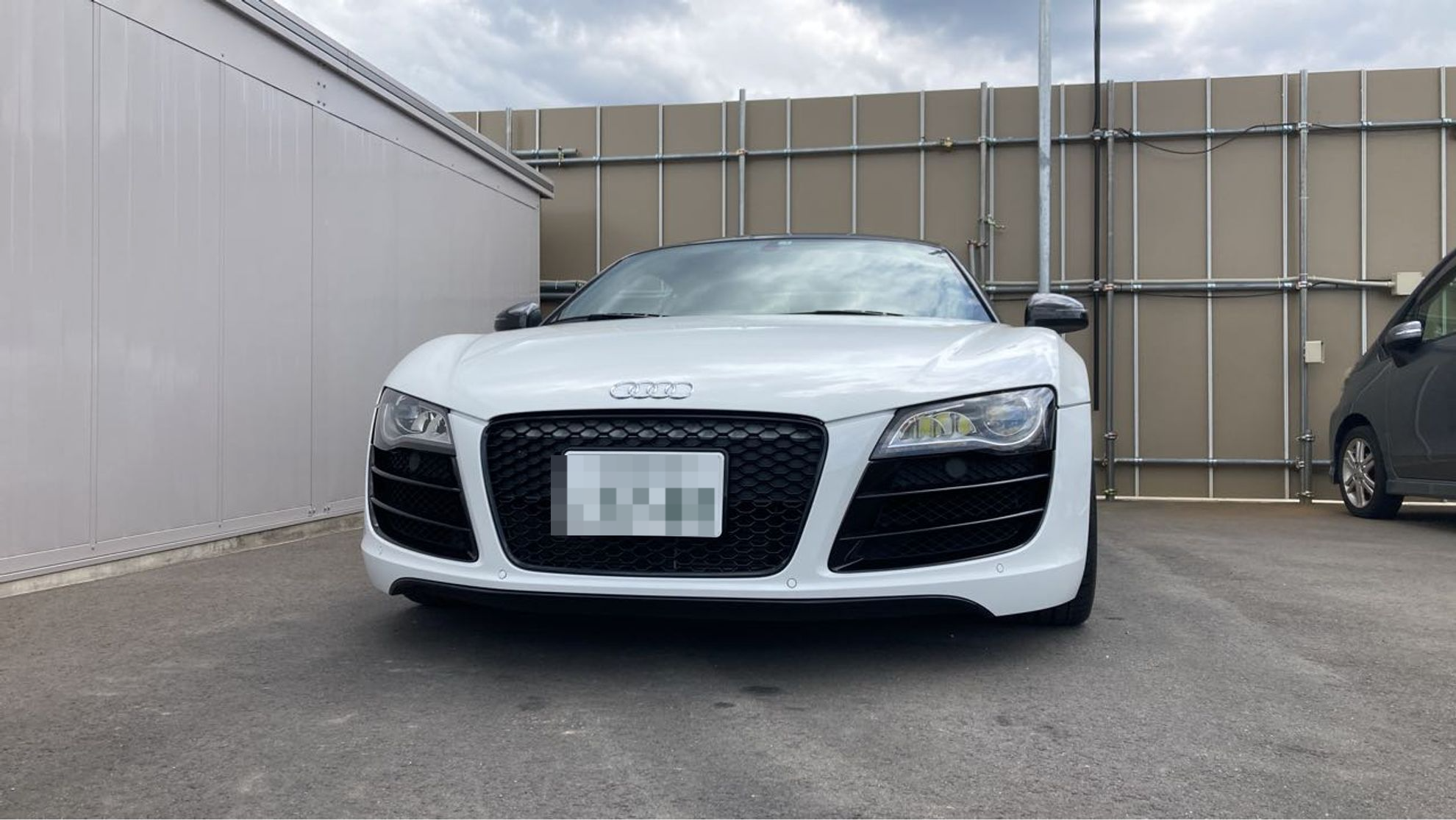 外装前方