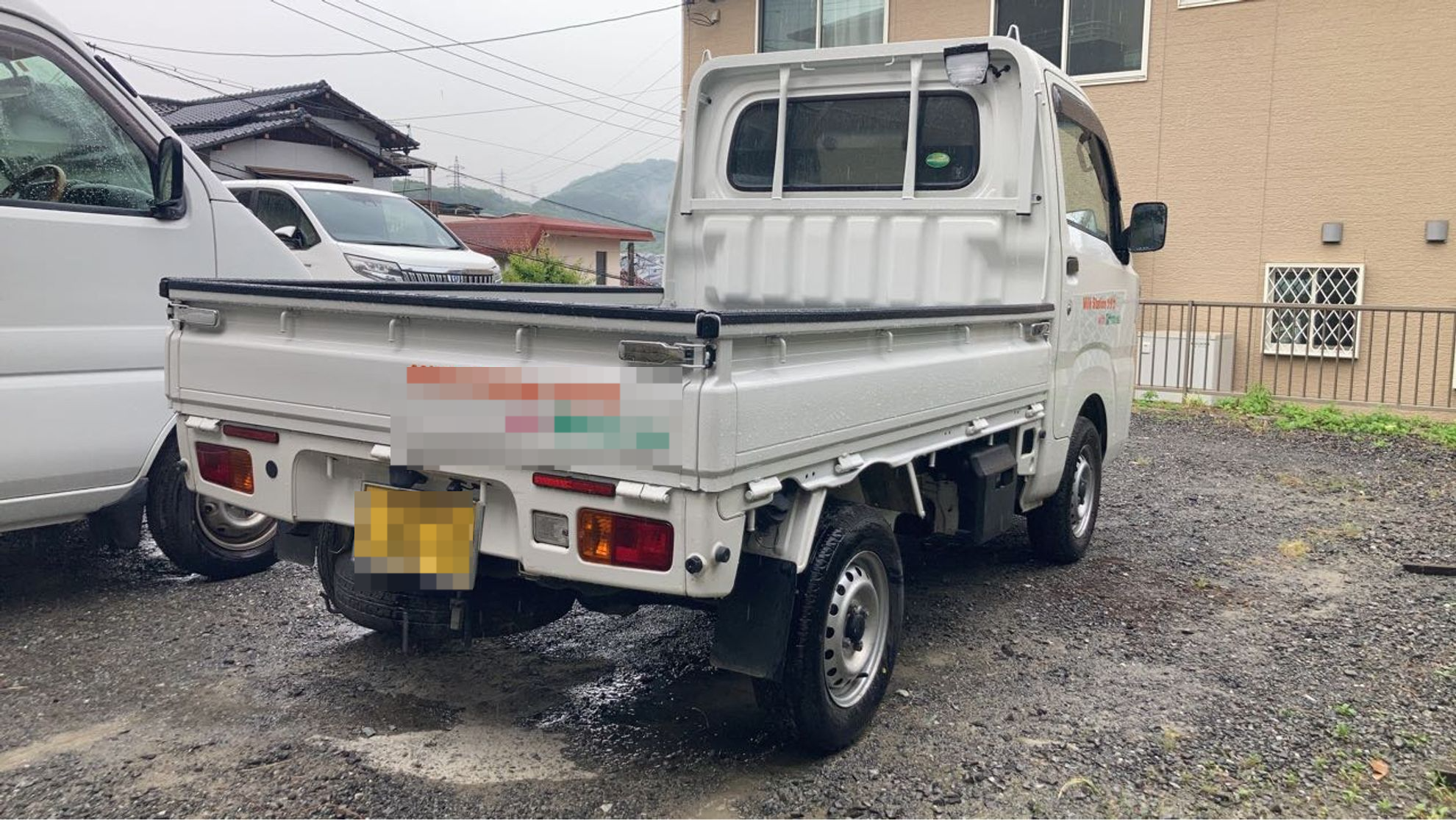 外装右後