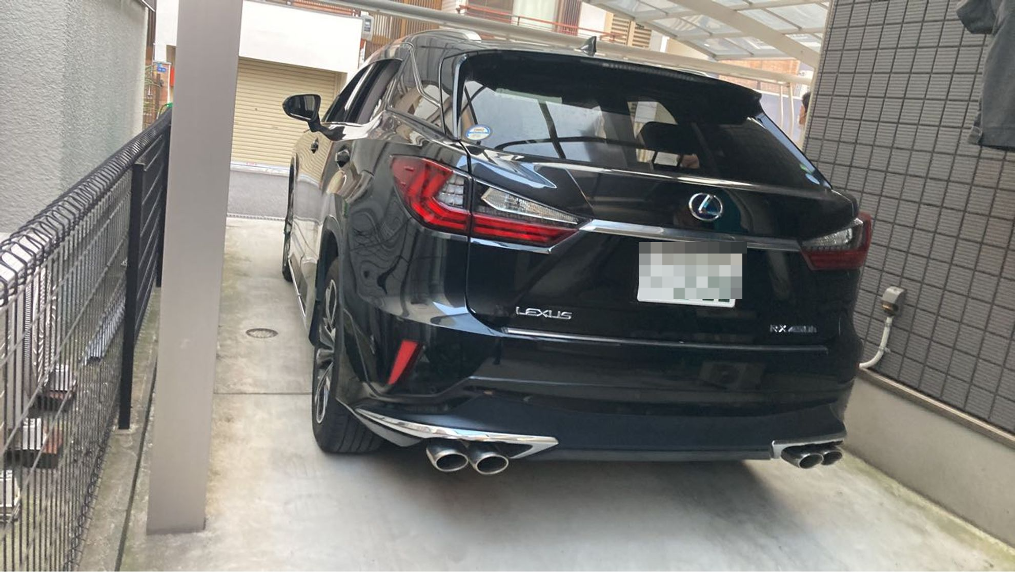 外装左後方