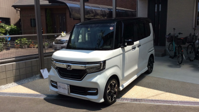 car_main_img
