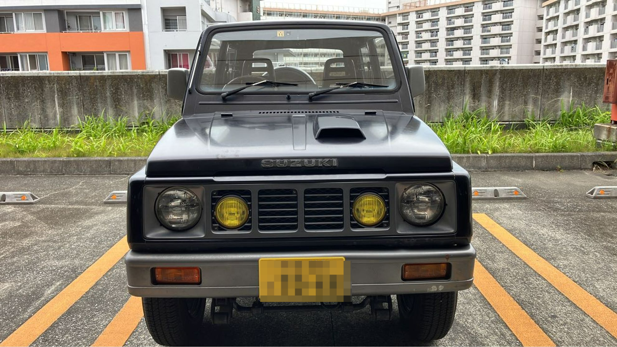 外装前方