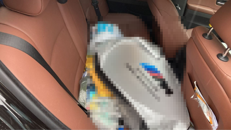 内装後方シート