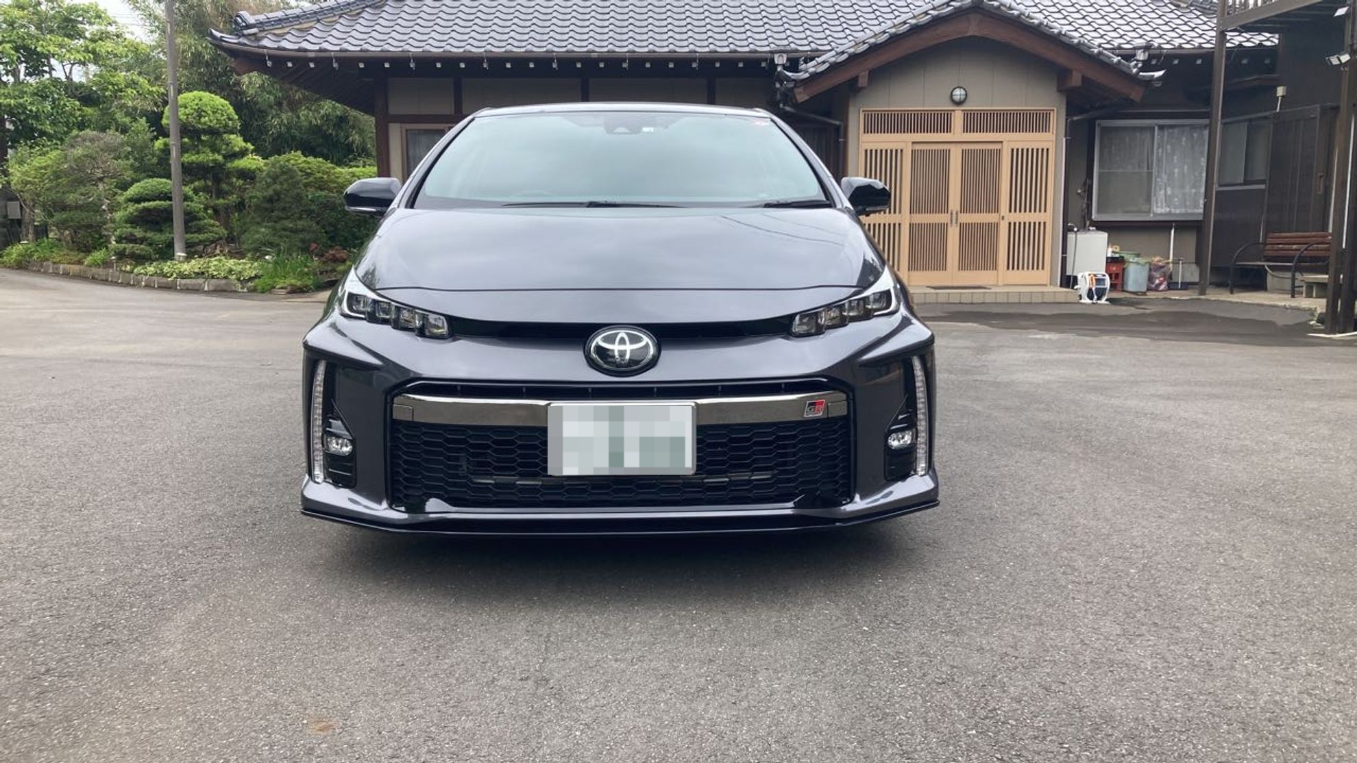 外装前方