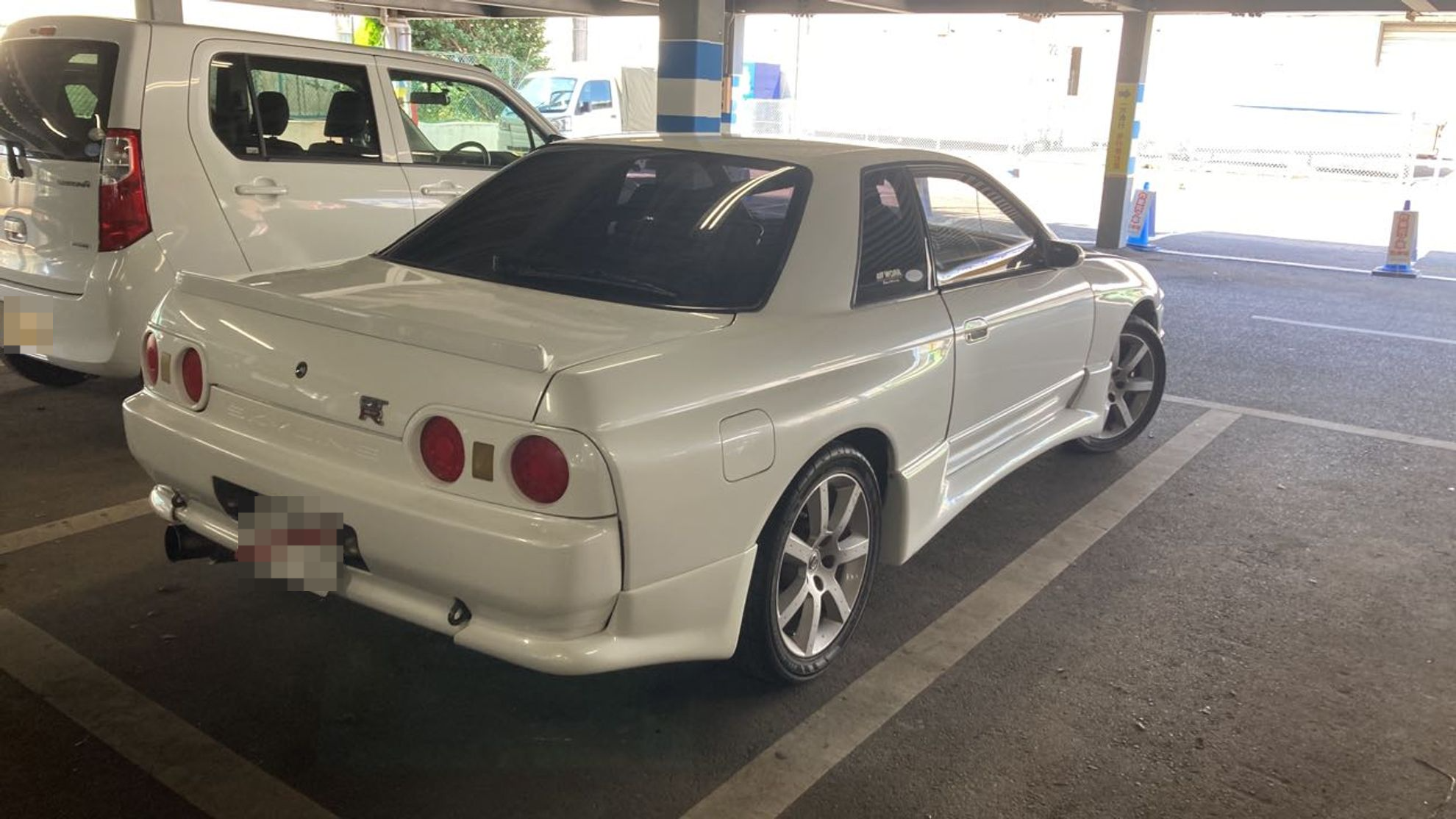 外装右後