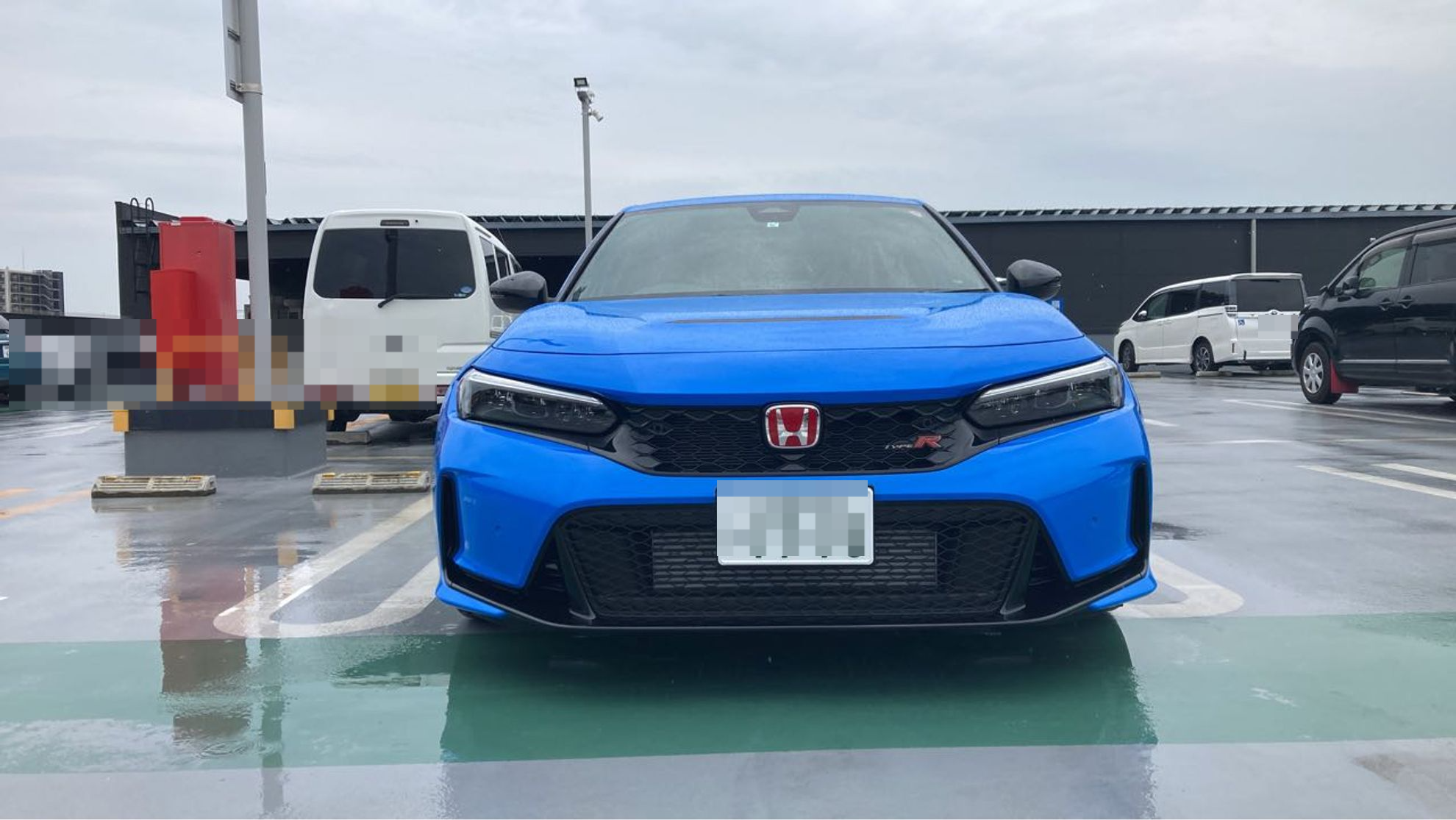 外装前方