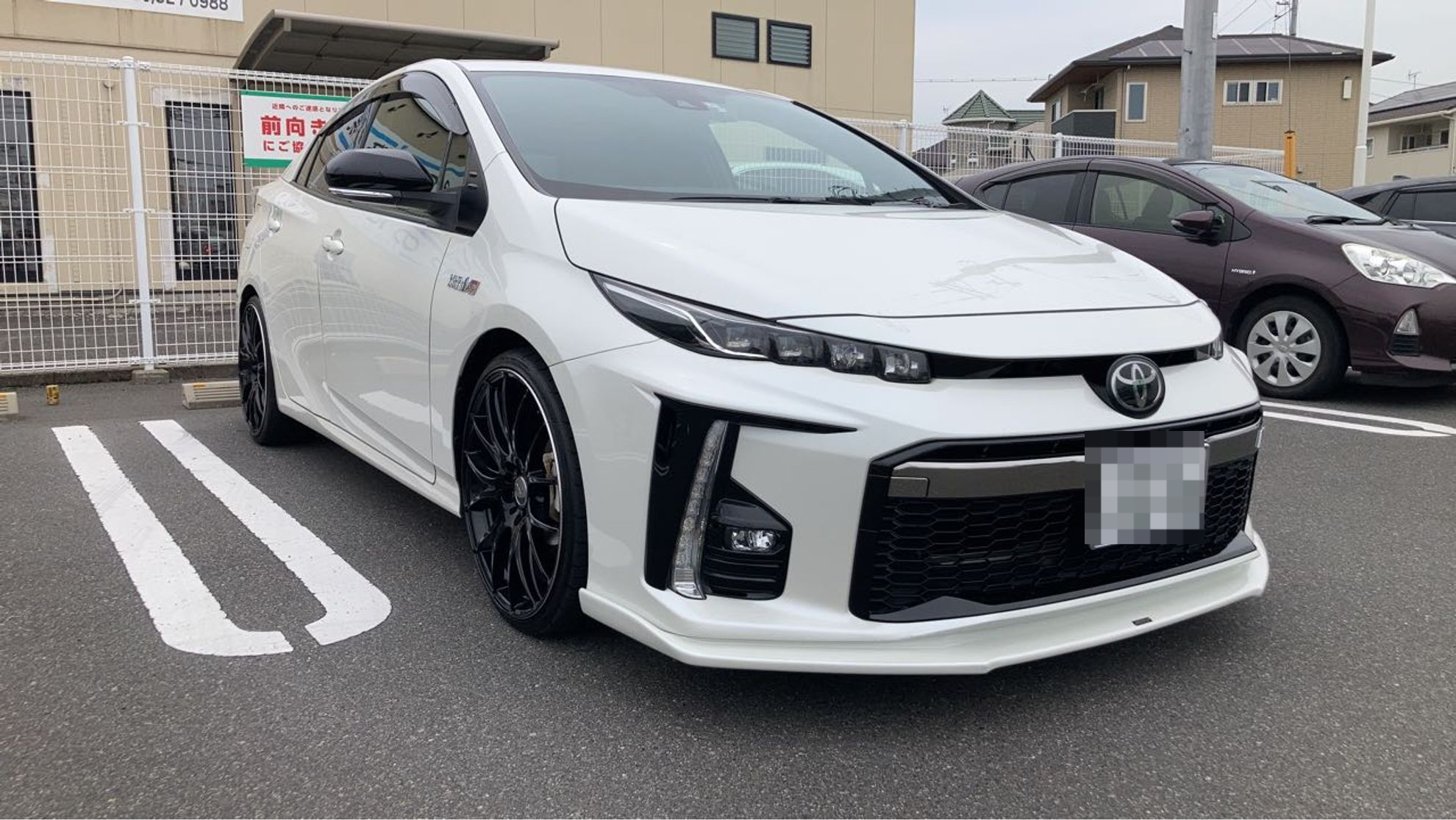 外装右前