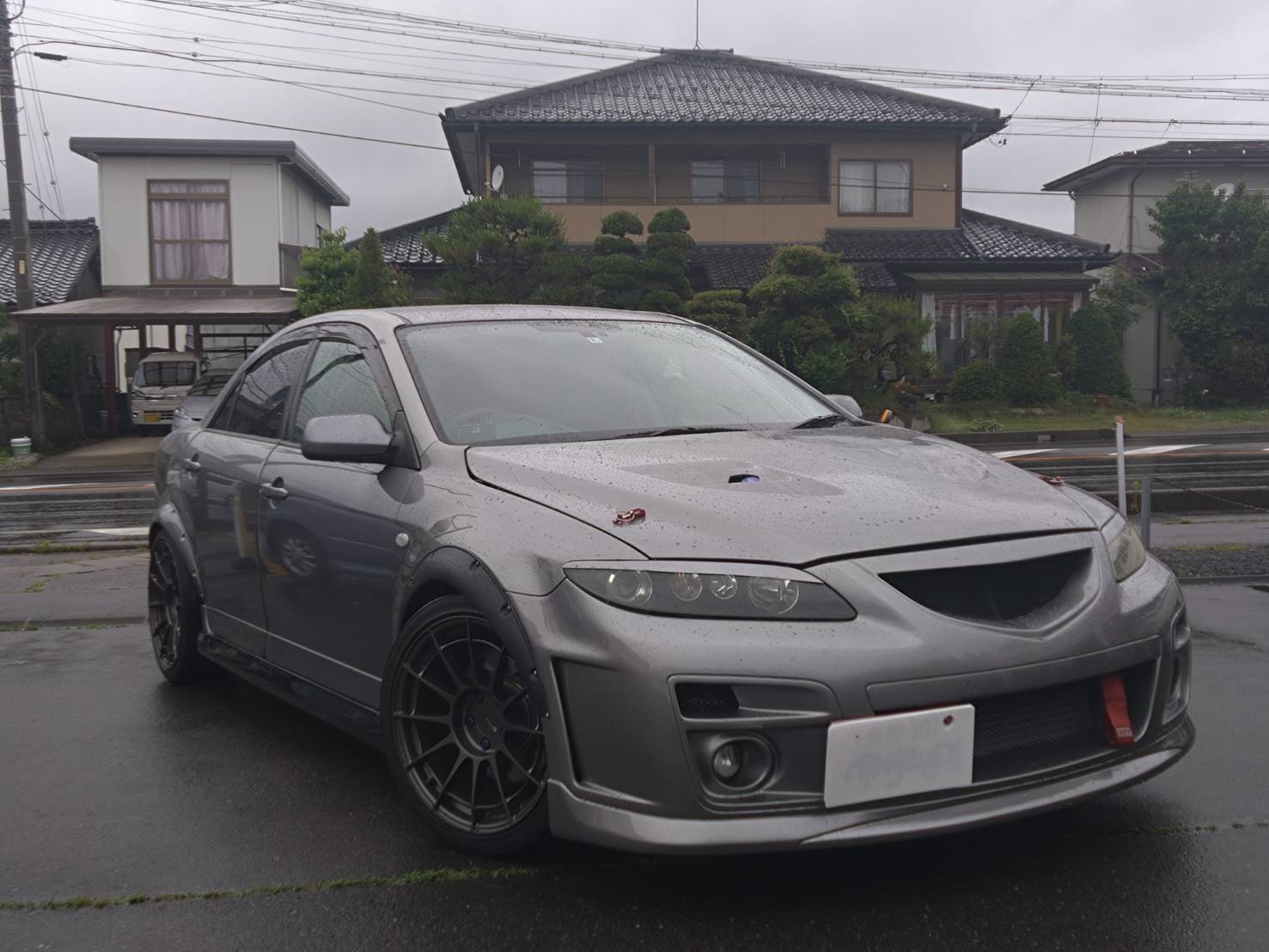 外装右前
