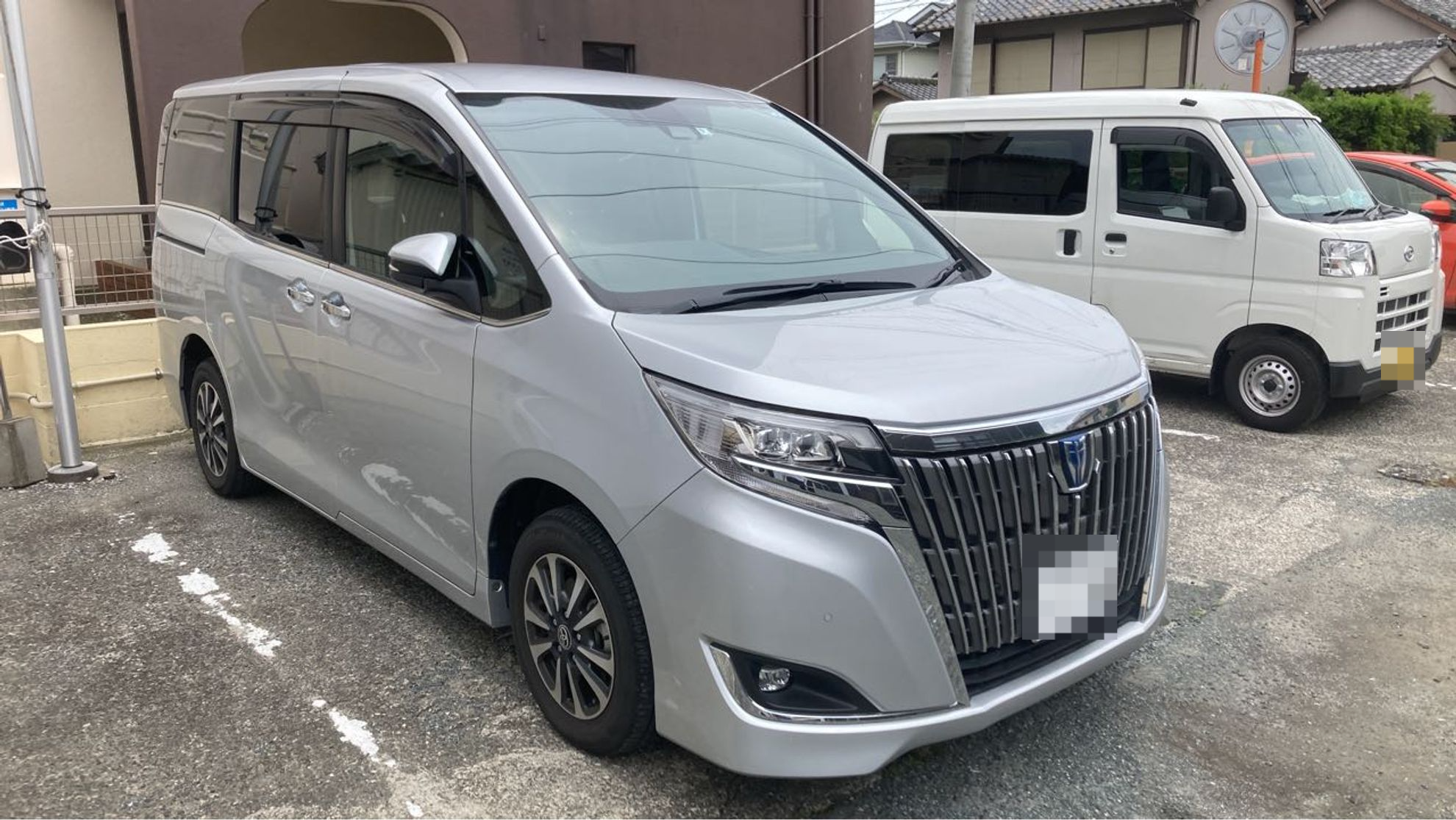 外装右前