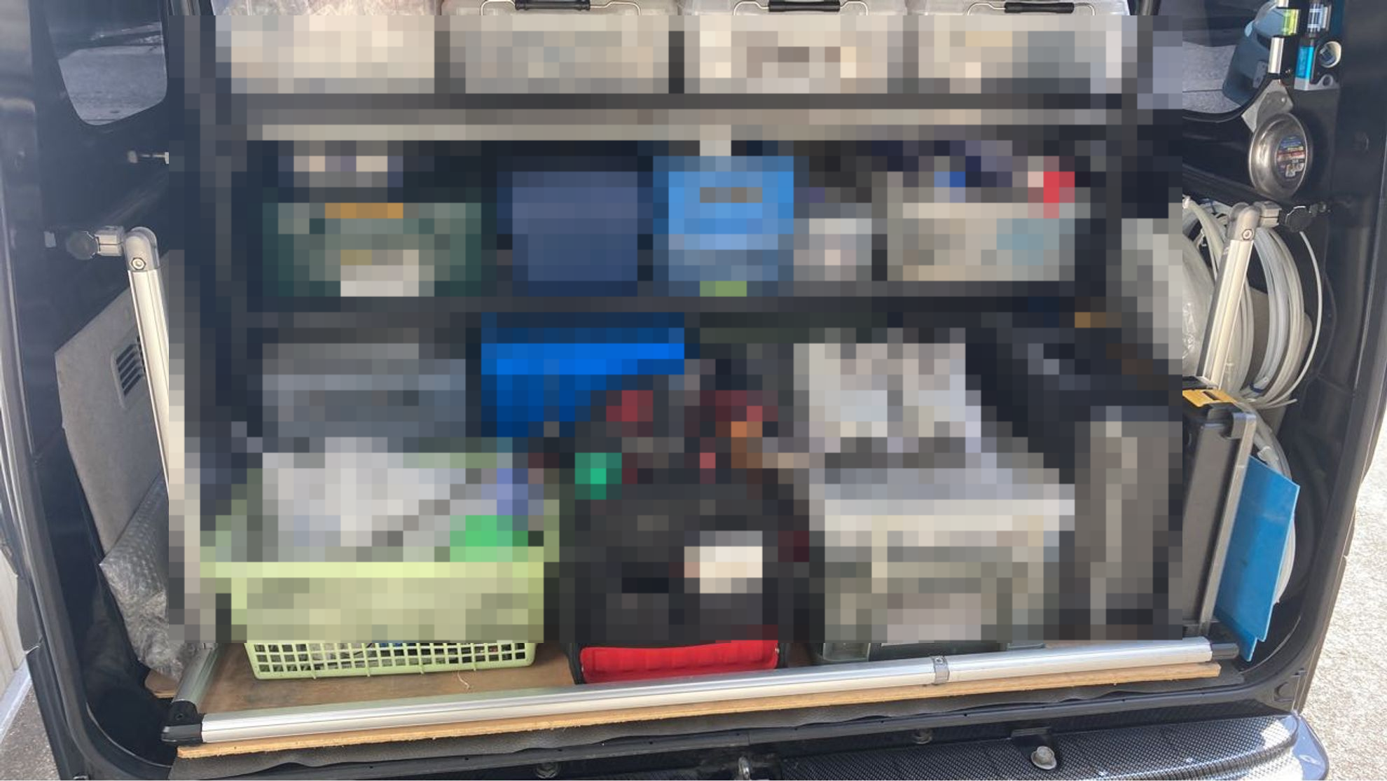 内装トランク