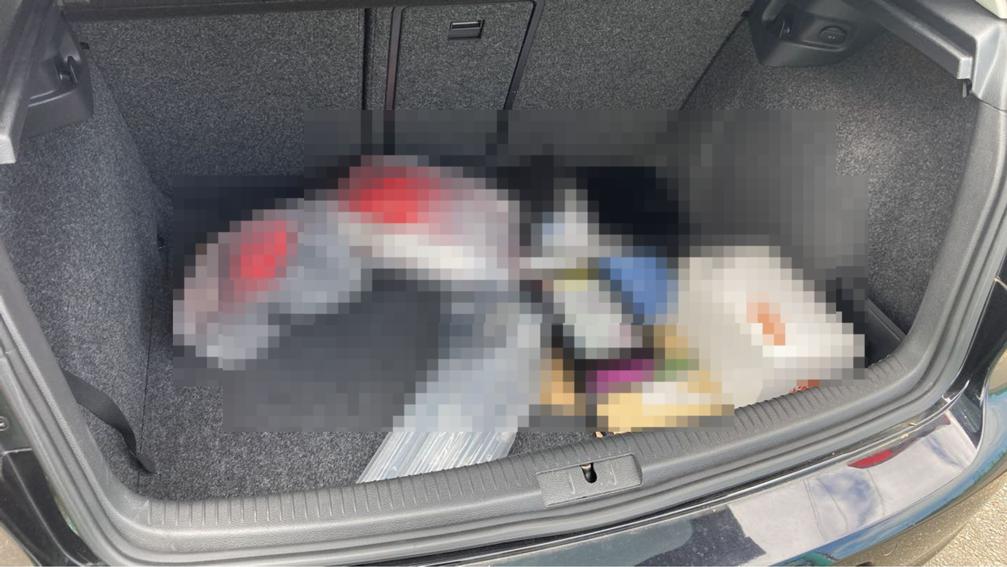 内装トランク