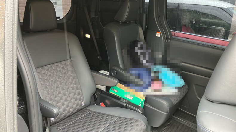 内装後方シート