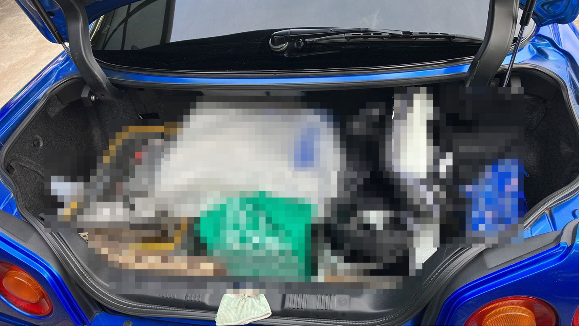 内装トランク