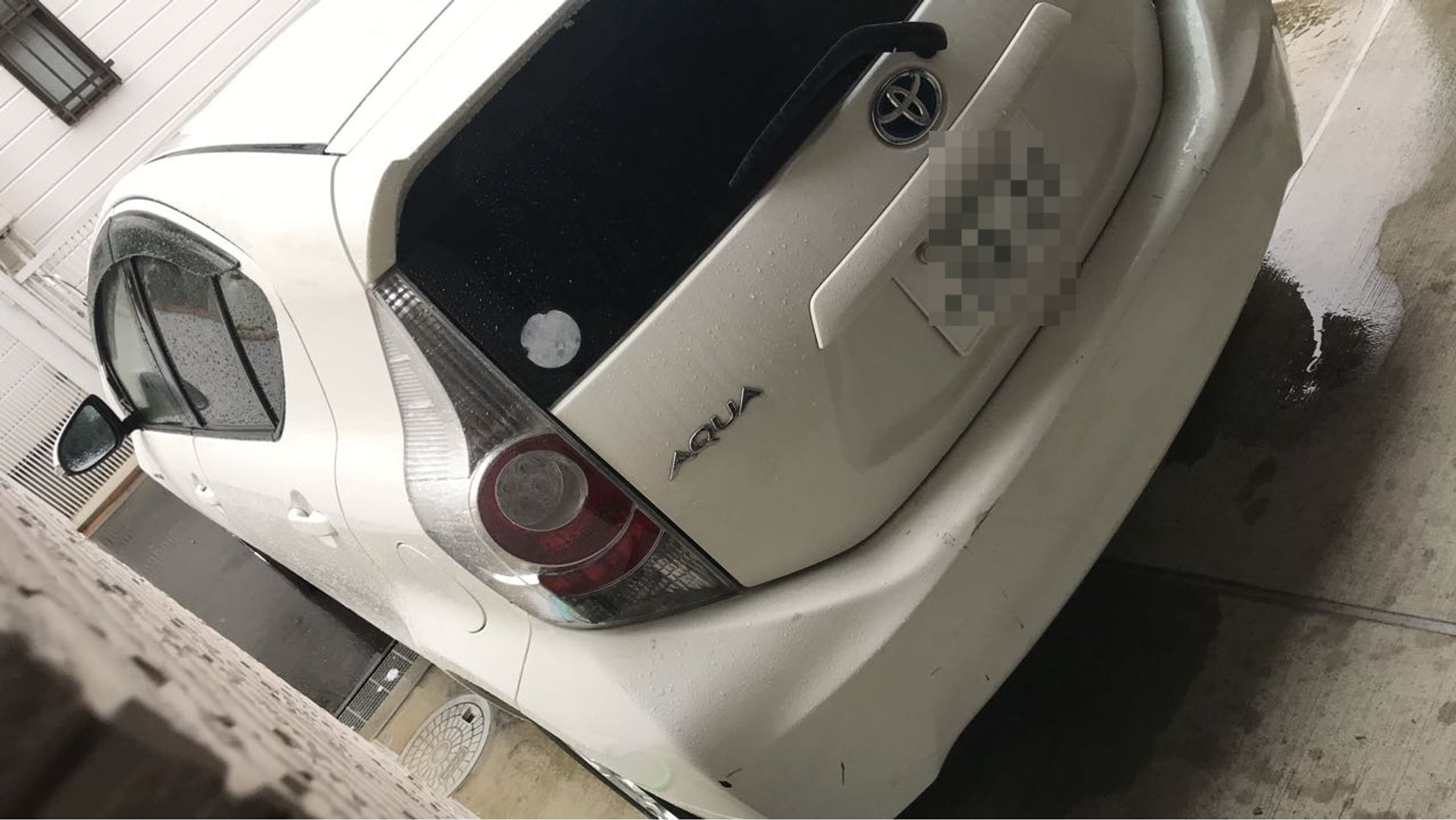 外装左後方