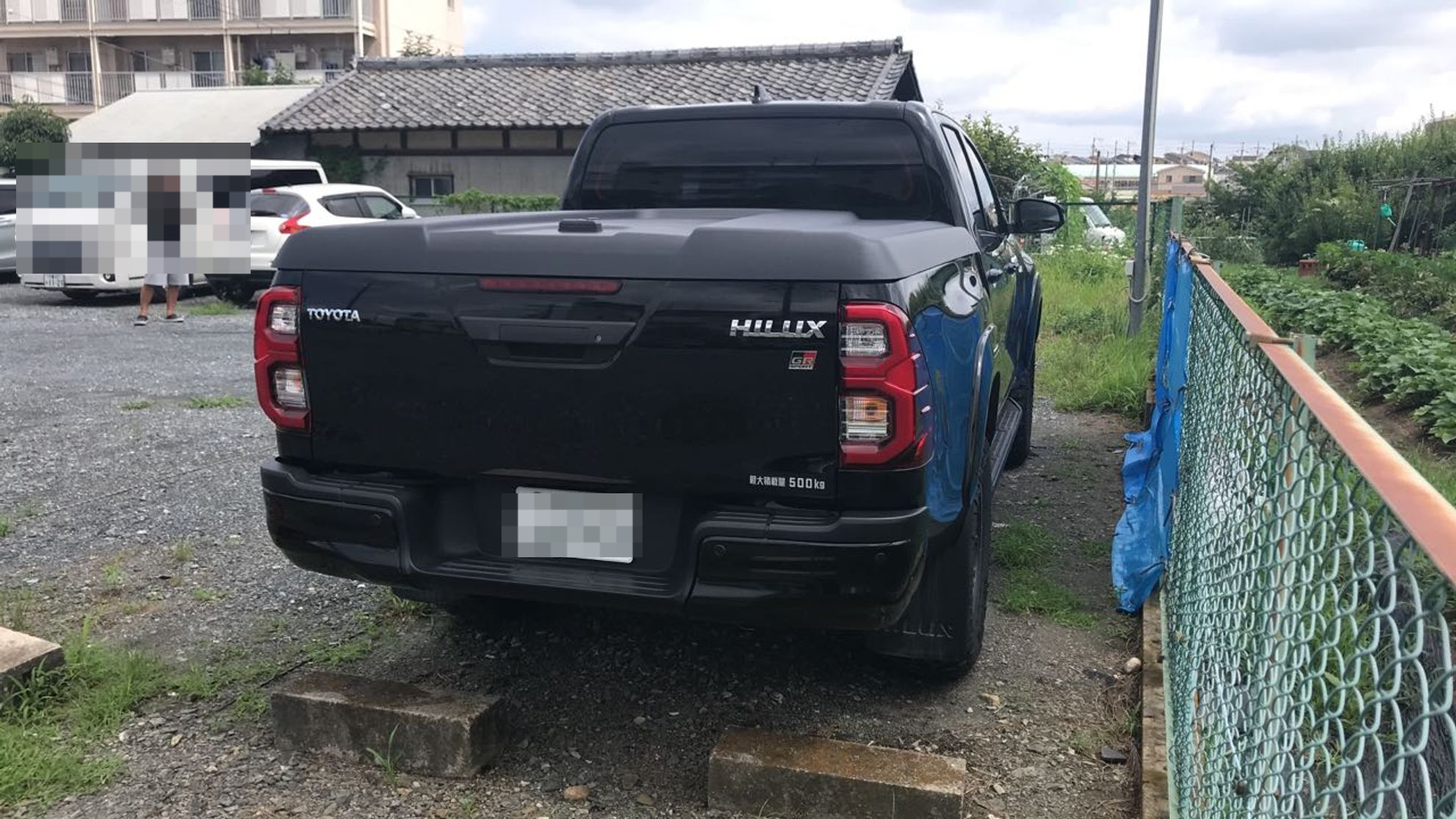 外装左後方
