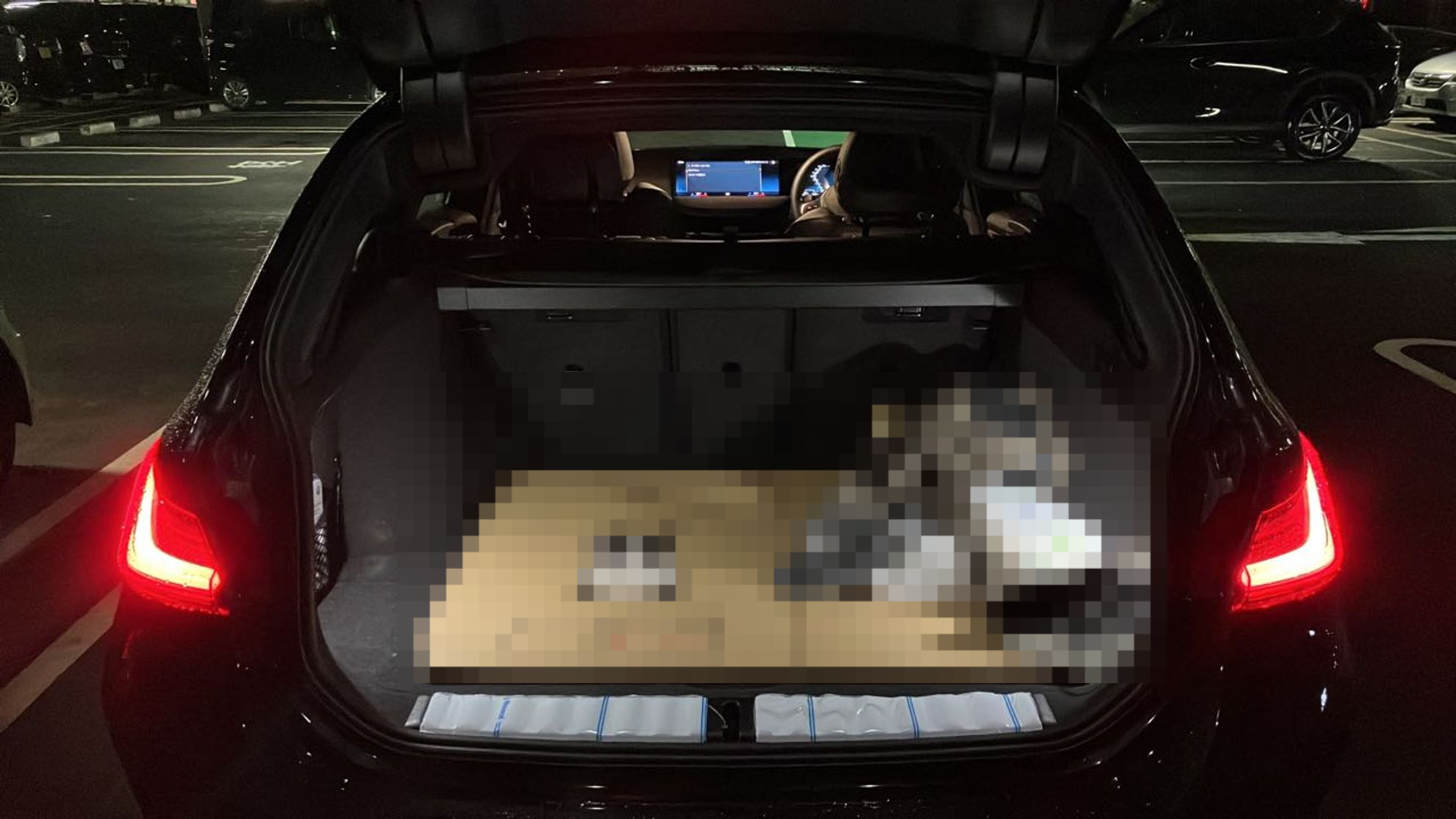 内装トランク
