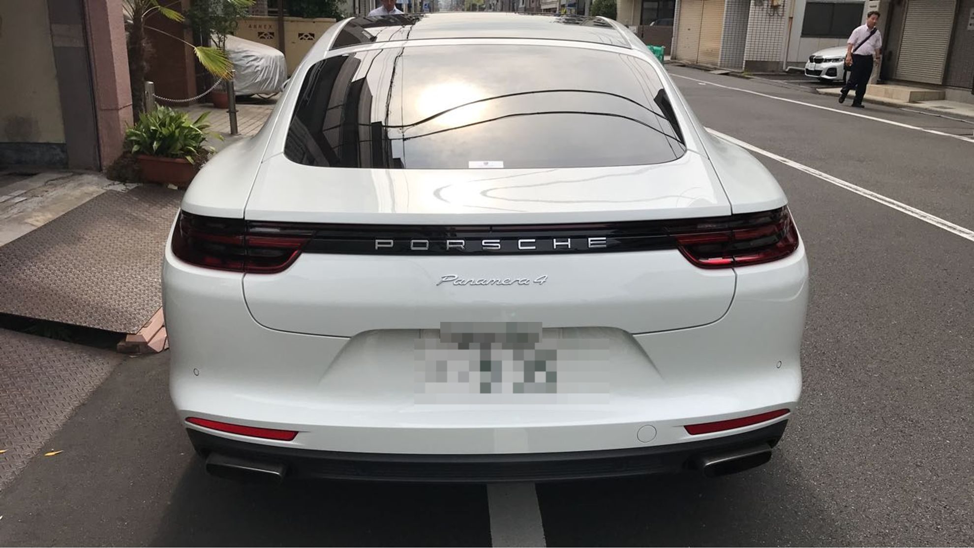 外装後方