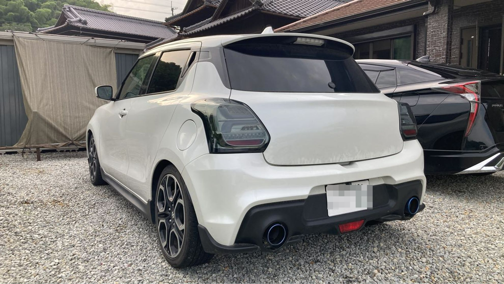外装左後方