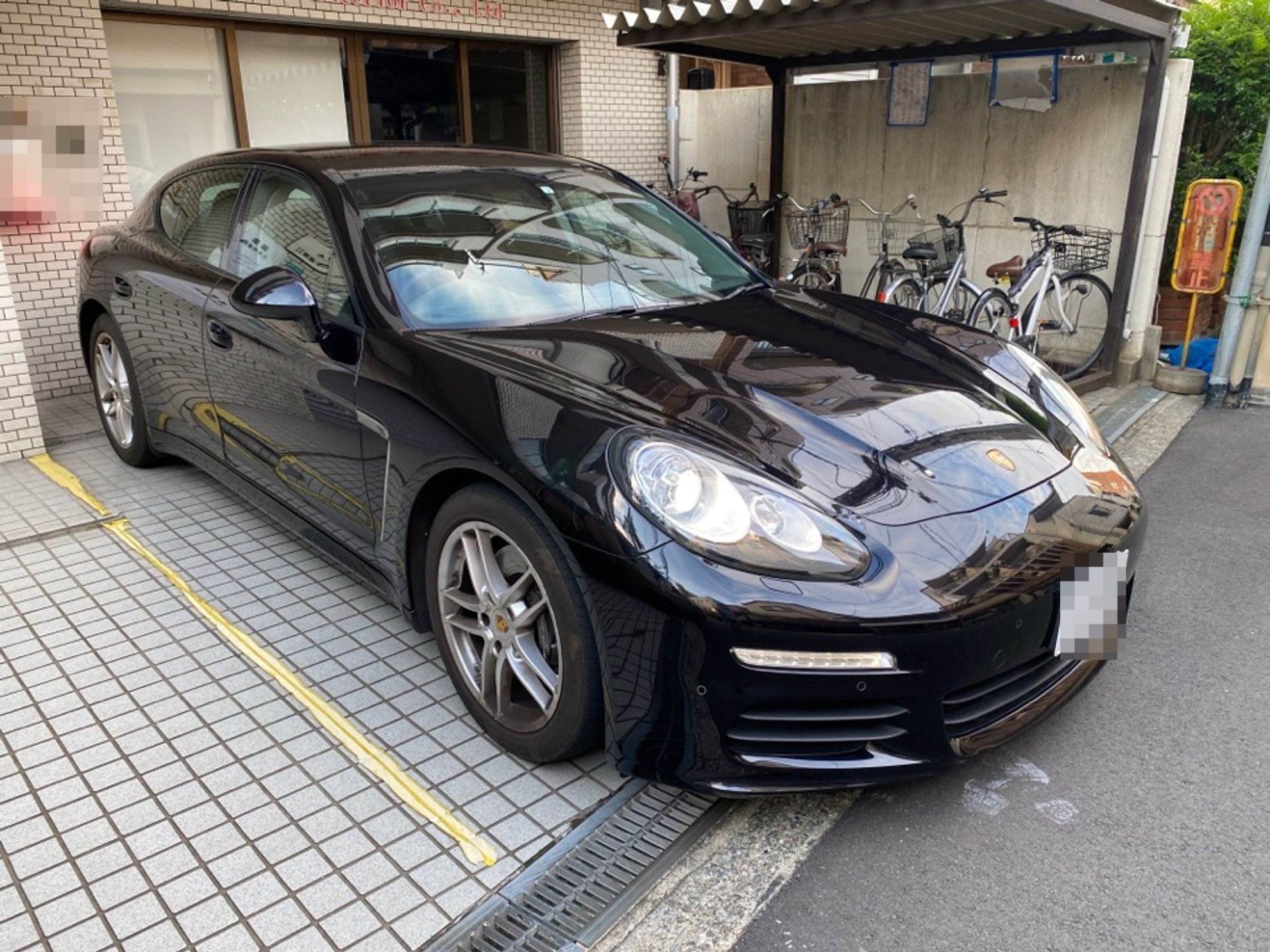 外装右前