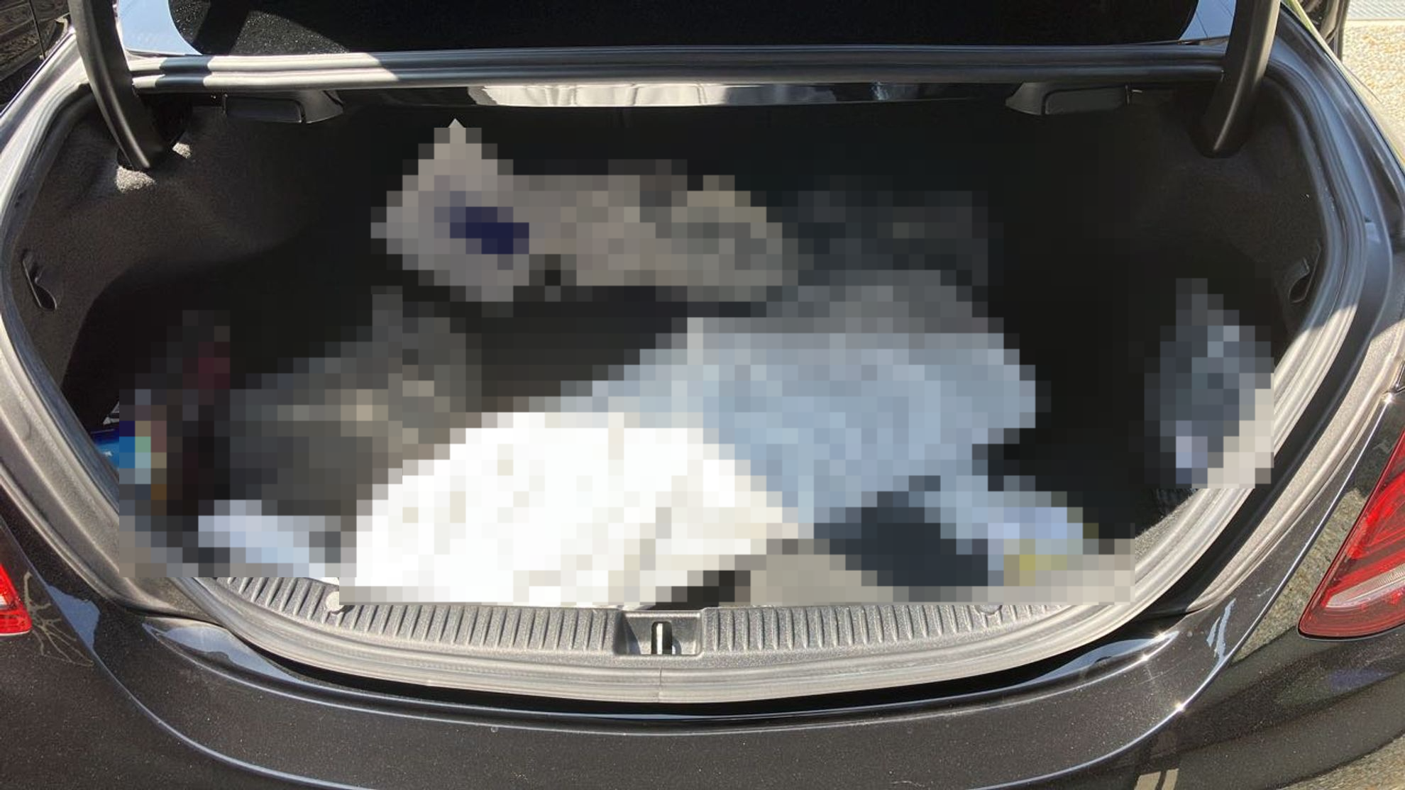 内装トランク