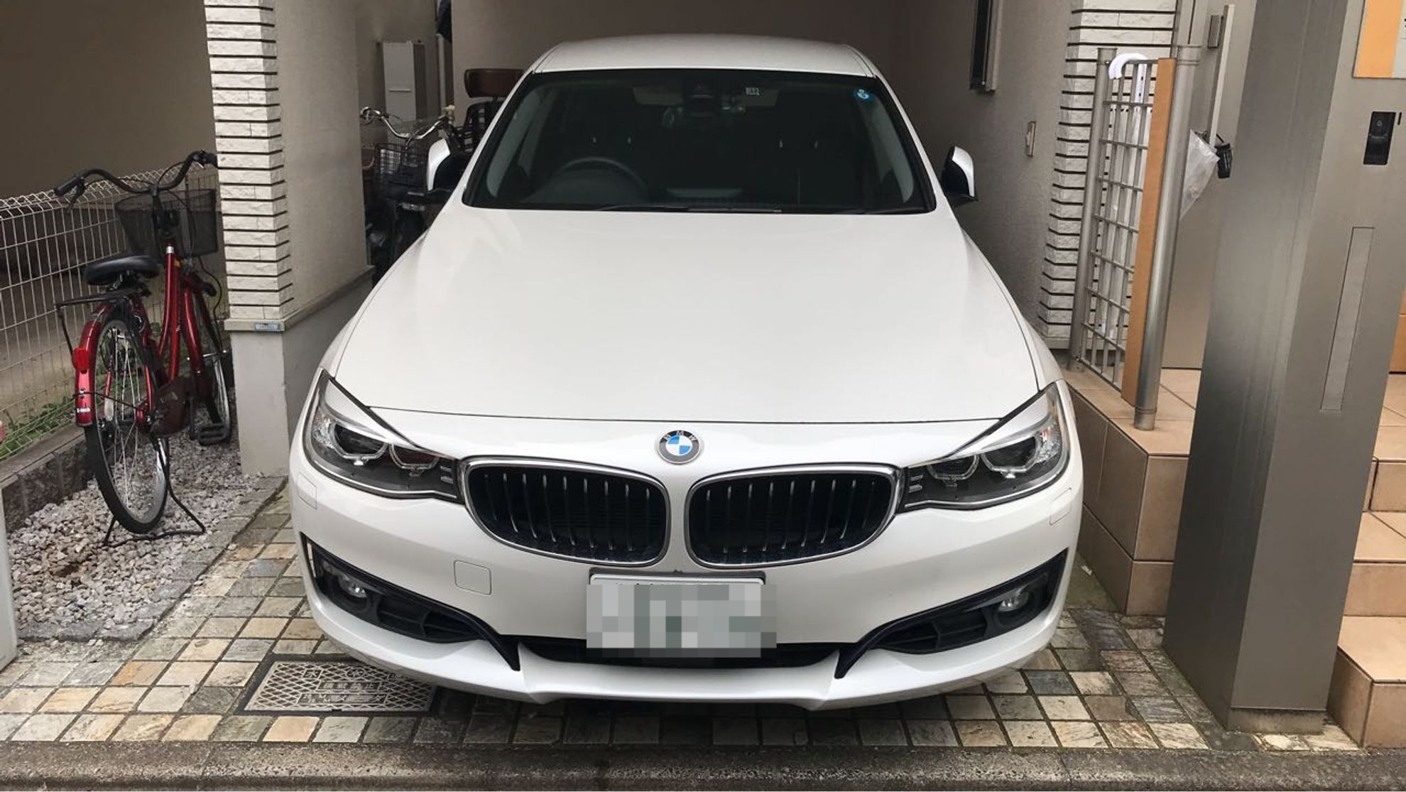 外装前方