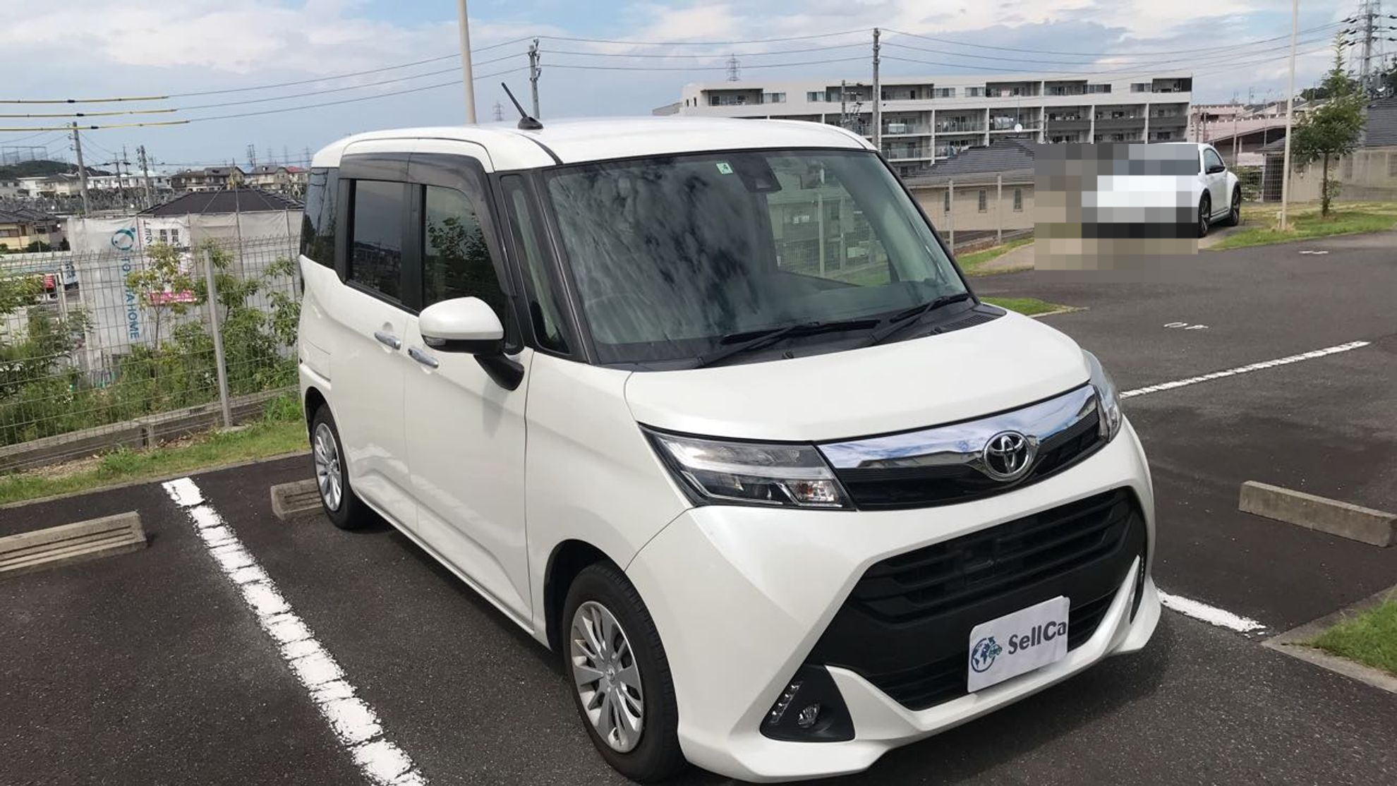 外装右前