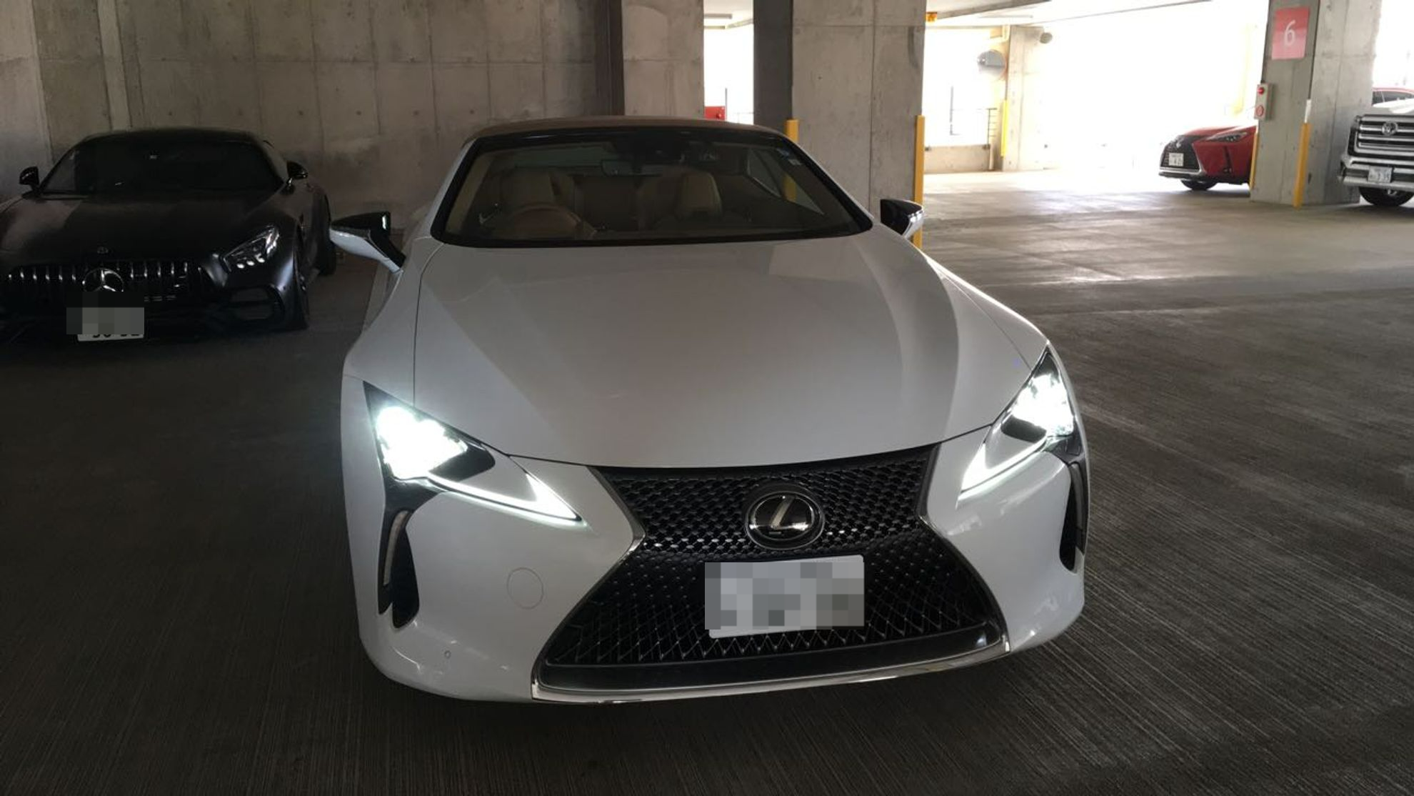 外装前方