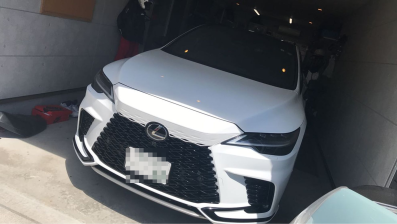 car_main_img