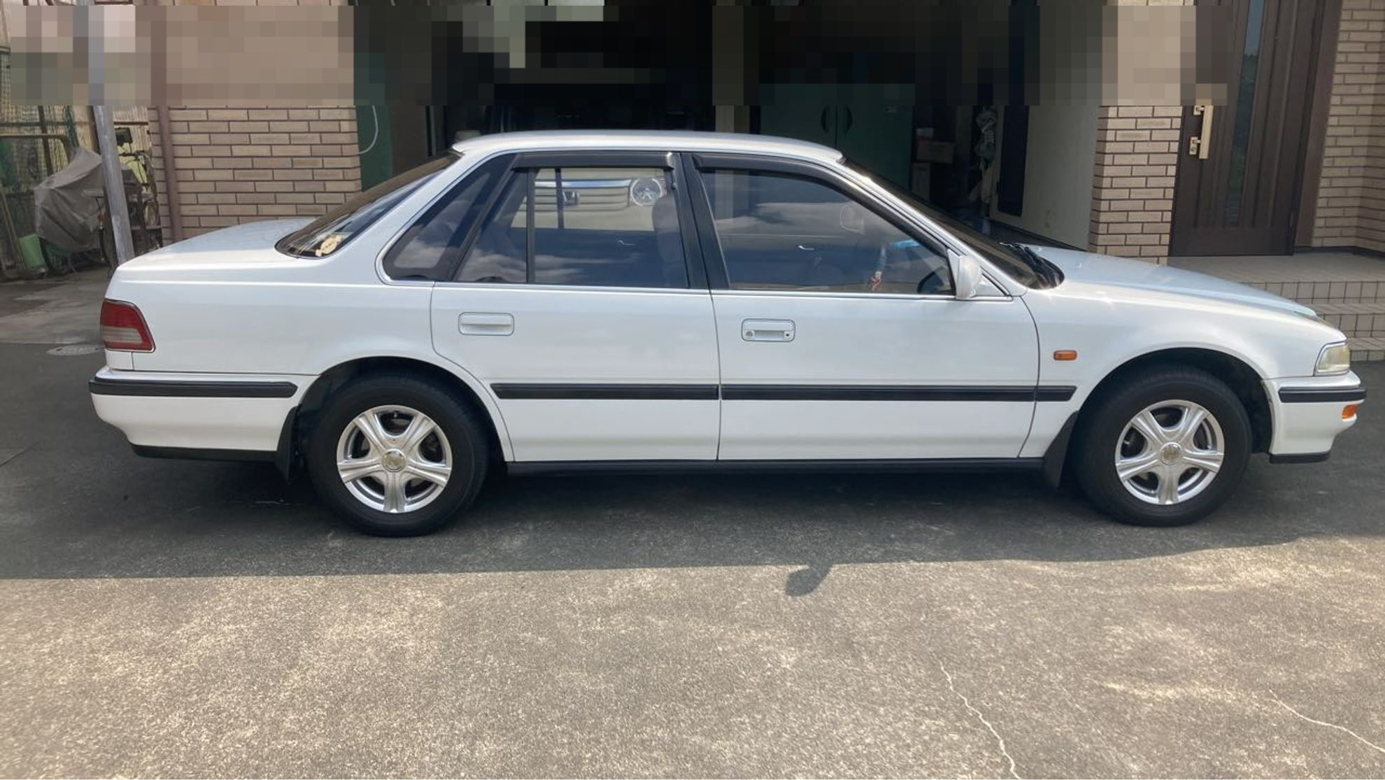 外装右