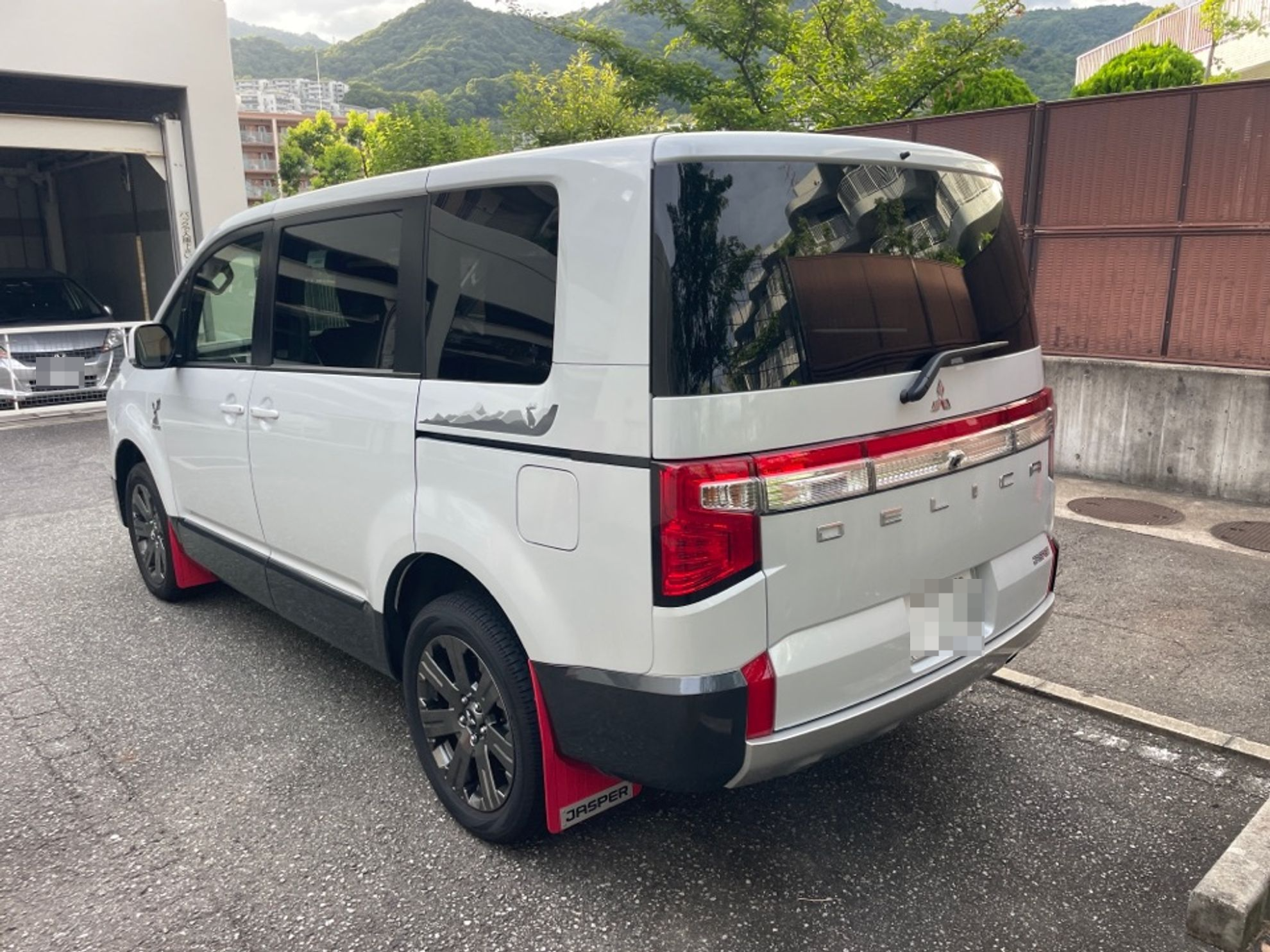 外装左後方