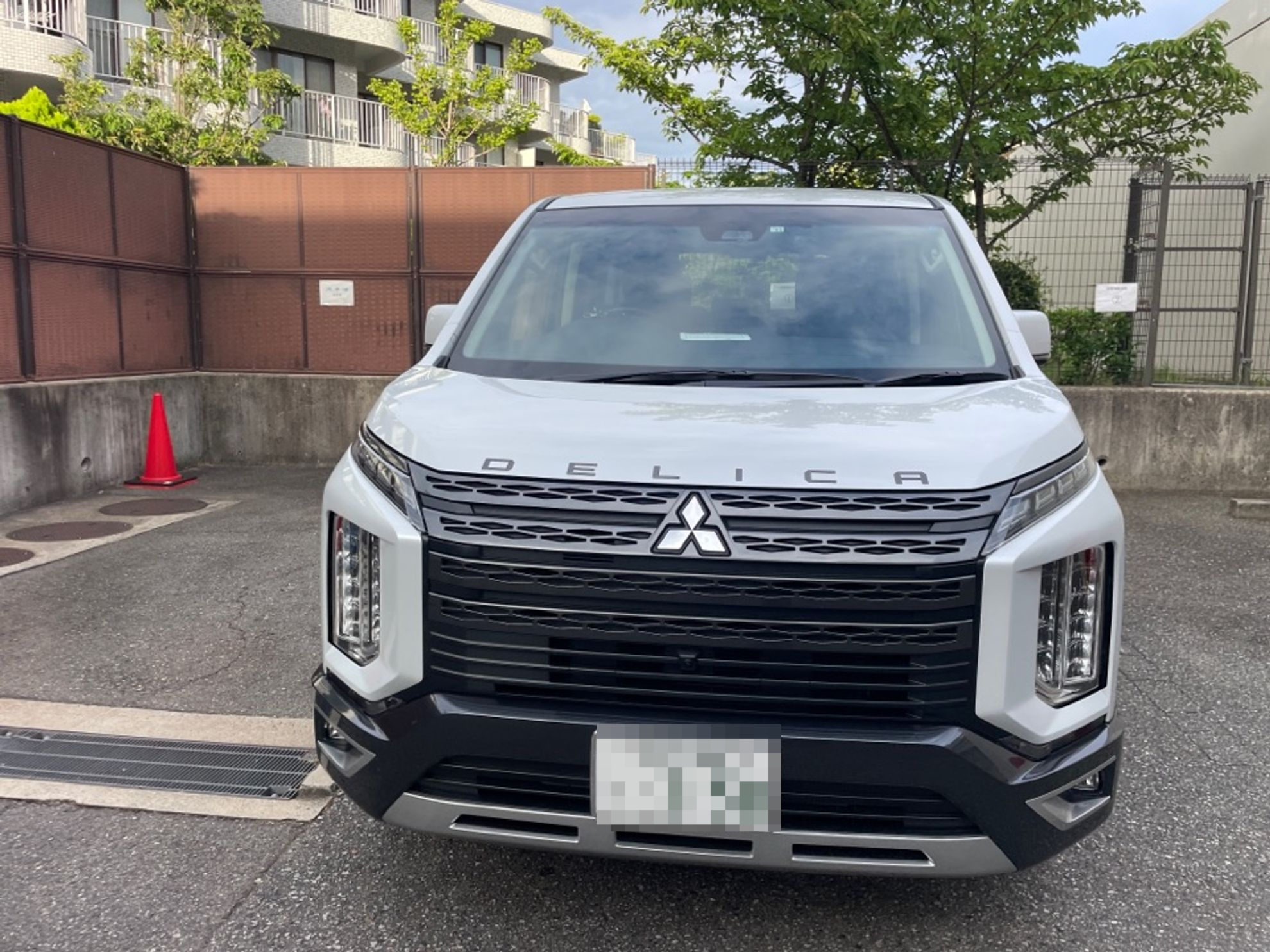 外装前方