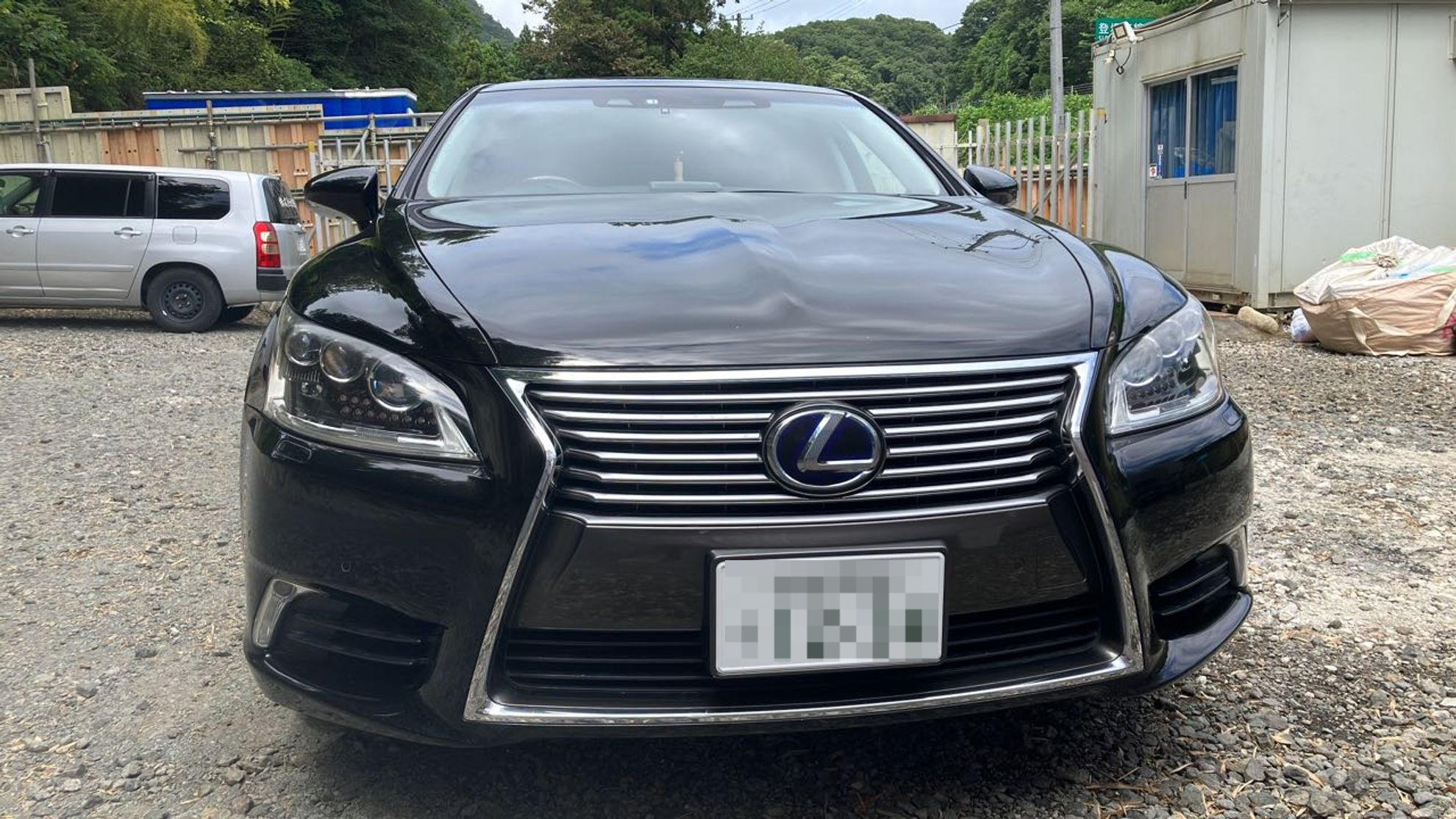 外装前方