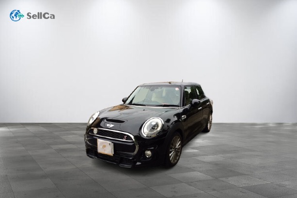 car_main_img