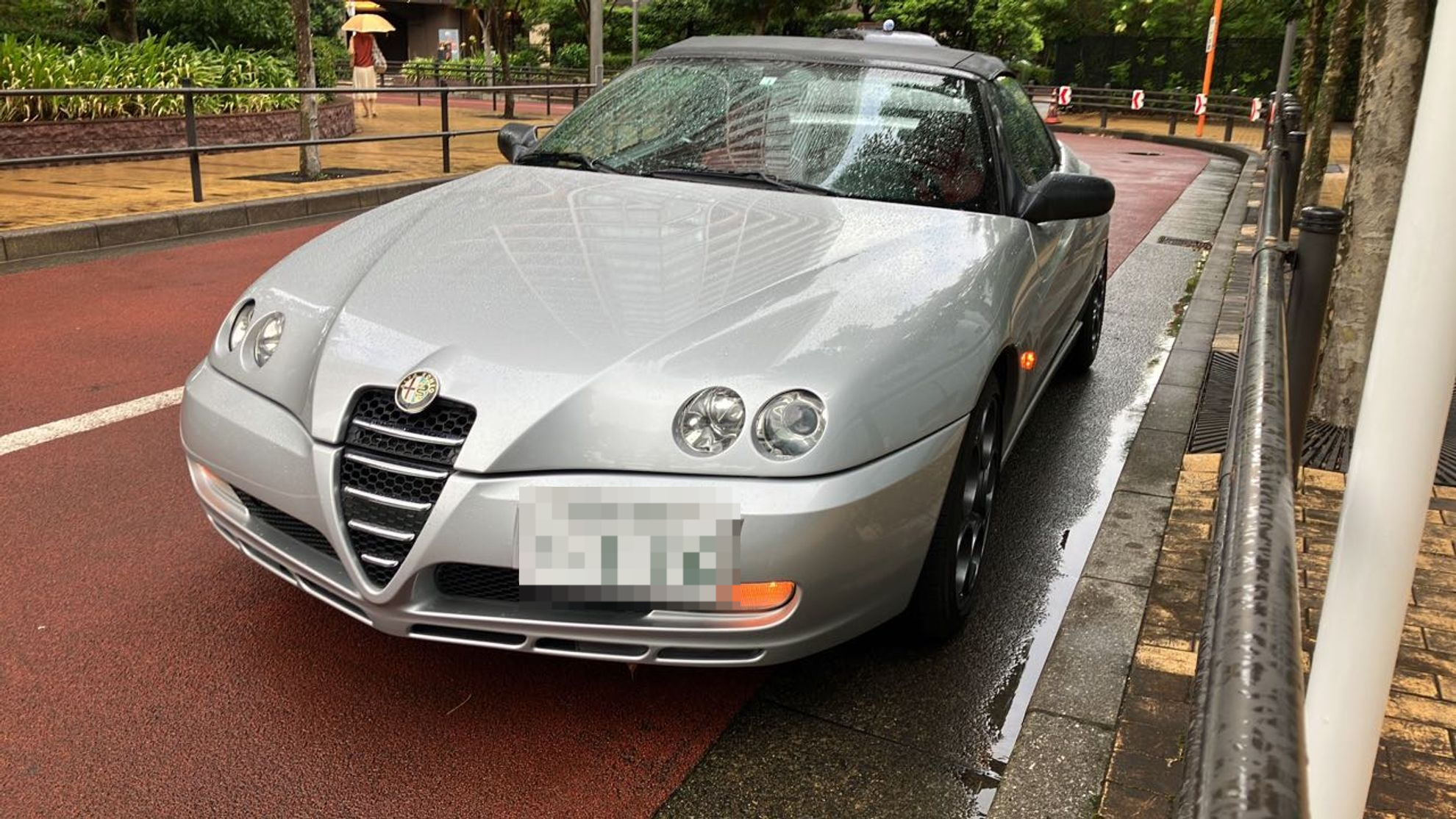 car_main_img